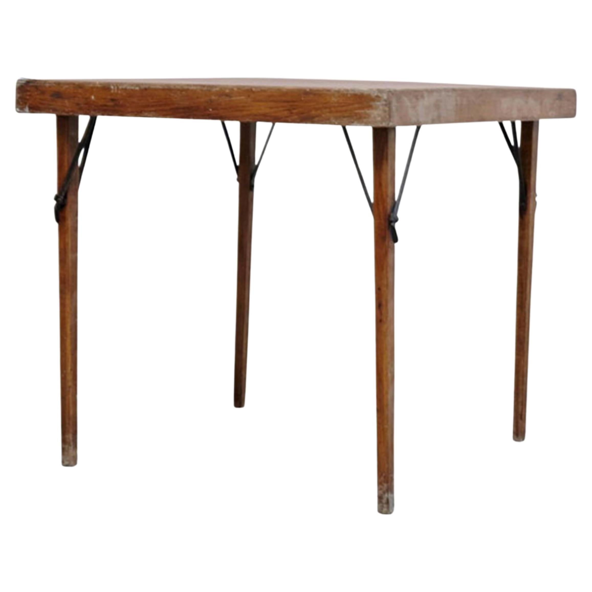 Early 20th Century Wood Thonet Folding Table T211 For Sale