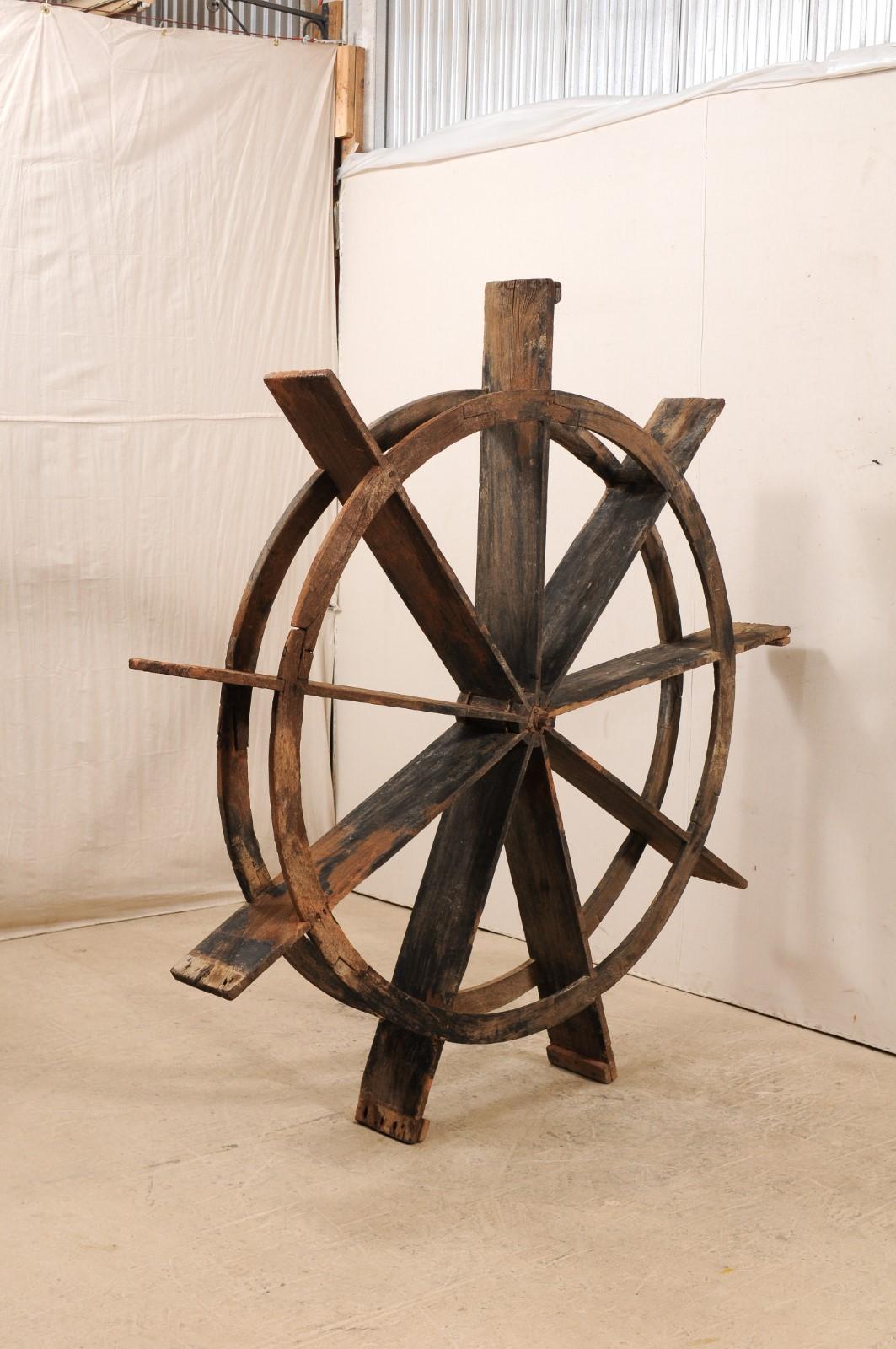 Indien roue d'eau en bois du début du 20e siècle provenant du Kerala, Inde en vente