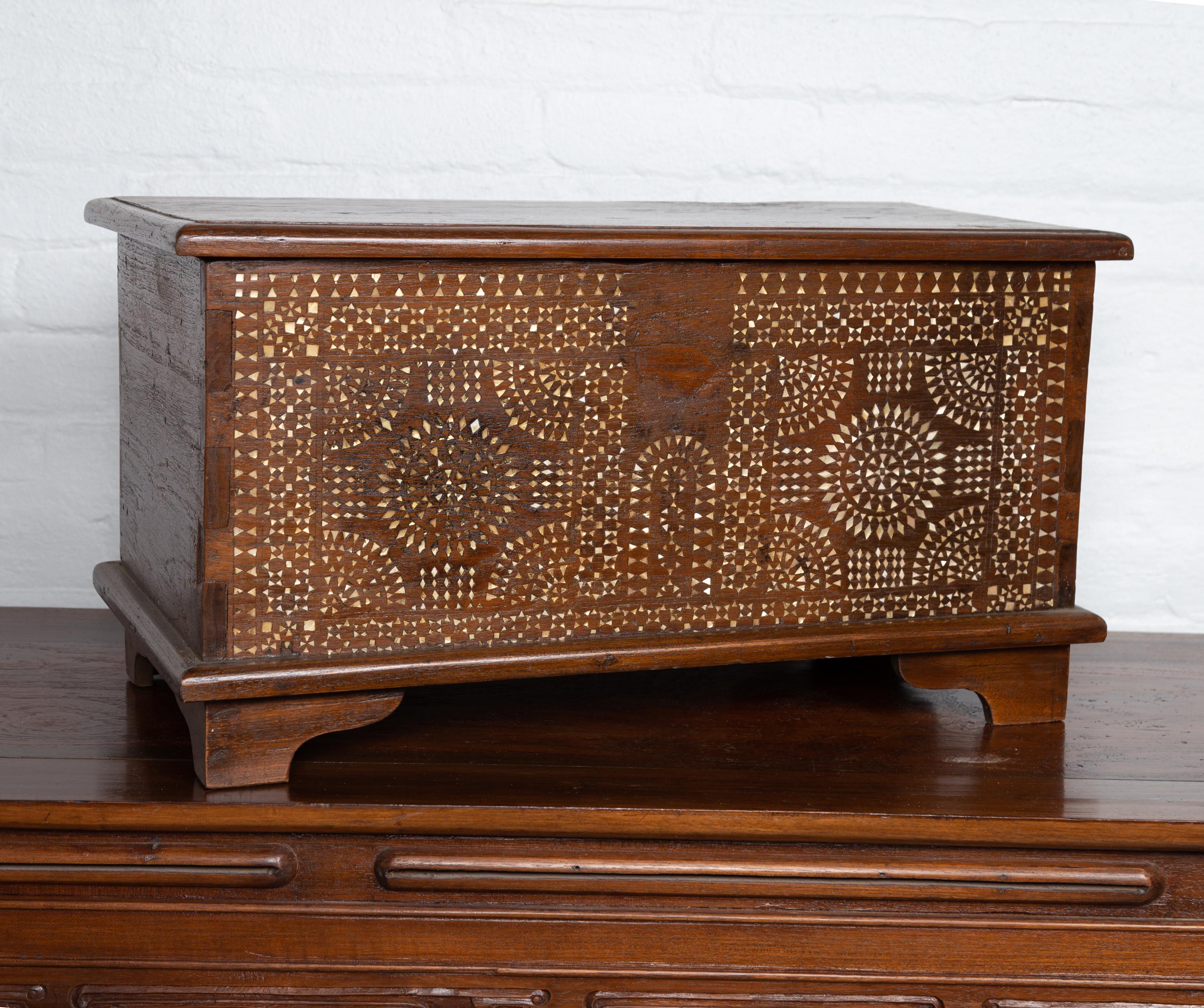 Early 20th Century Wooden Blanket Chest from Mindanao with Mother of Pearl Inlay 2