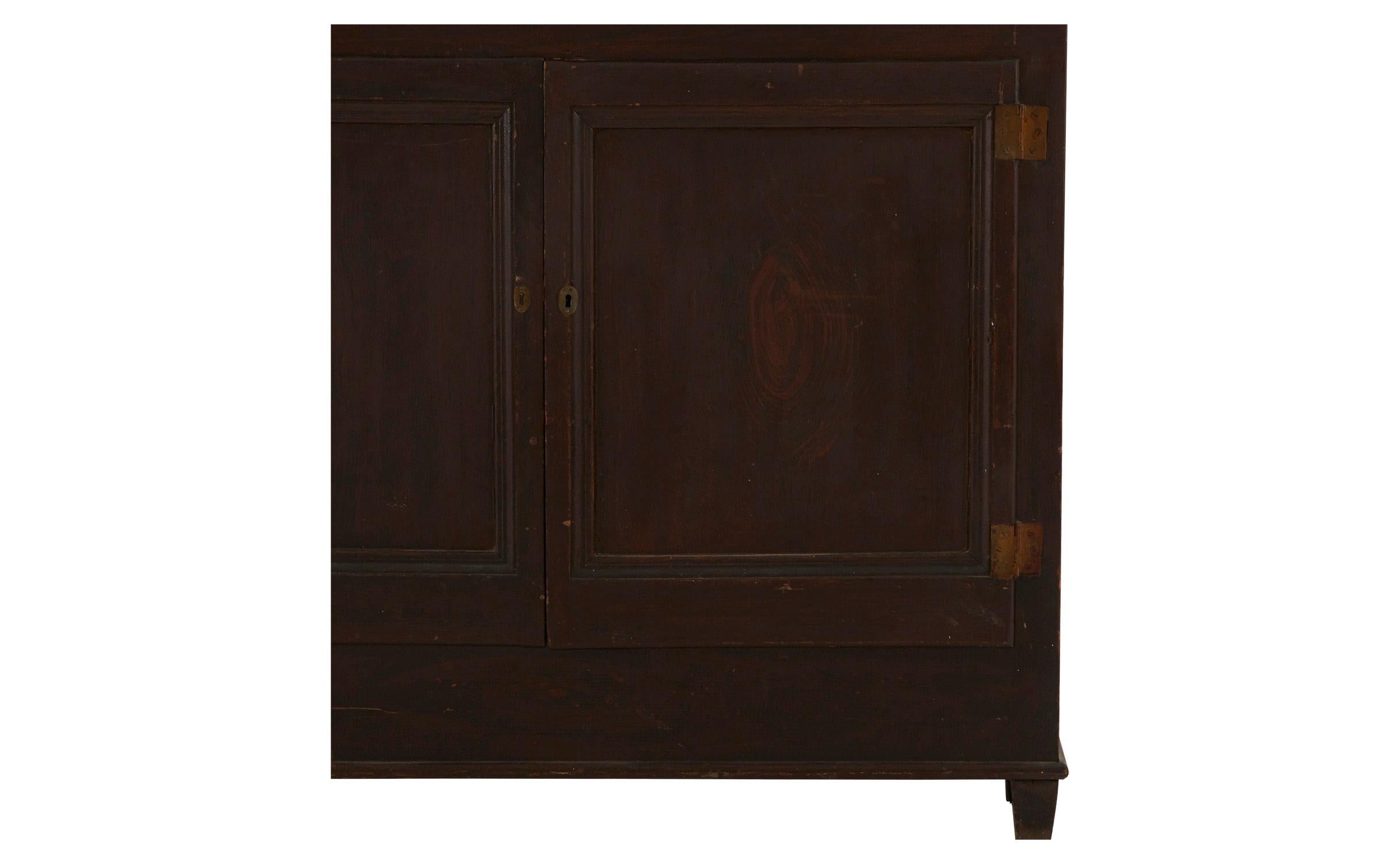 Early 20th Century Wooden Breakfront Cabinet 1