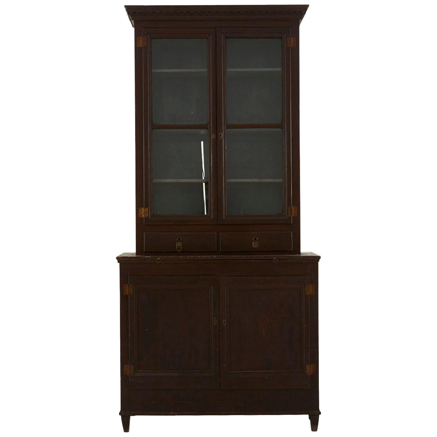 Early 20th Century Wooden Breakfront Cabinet
