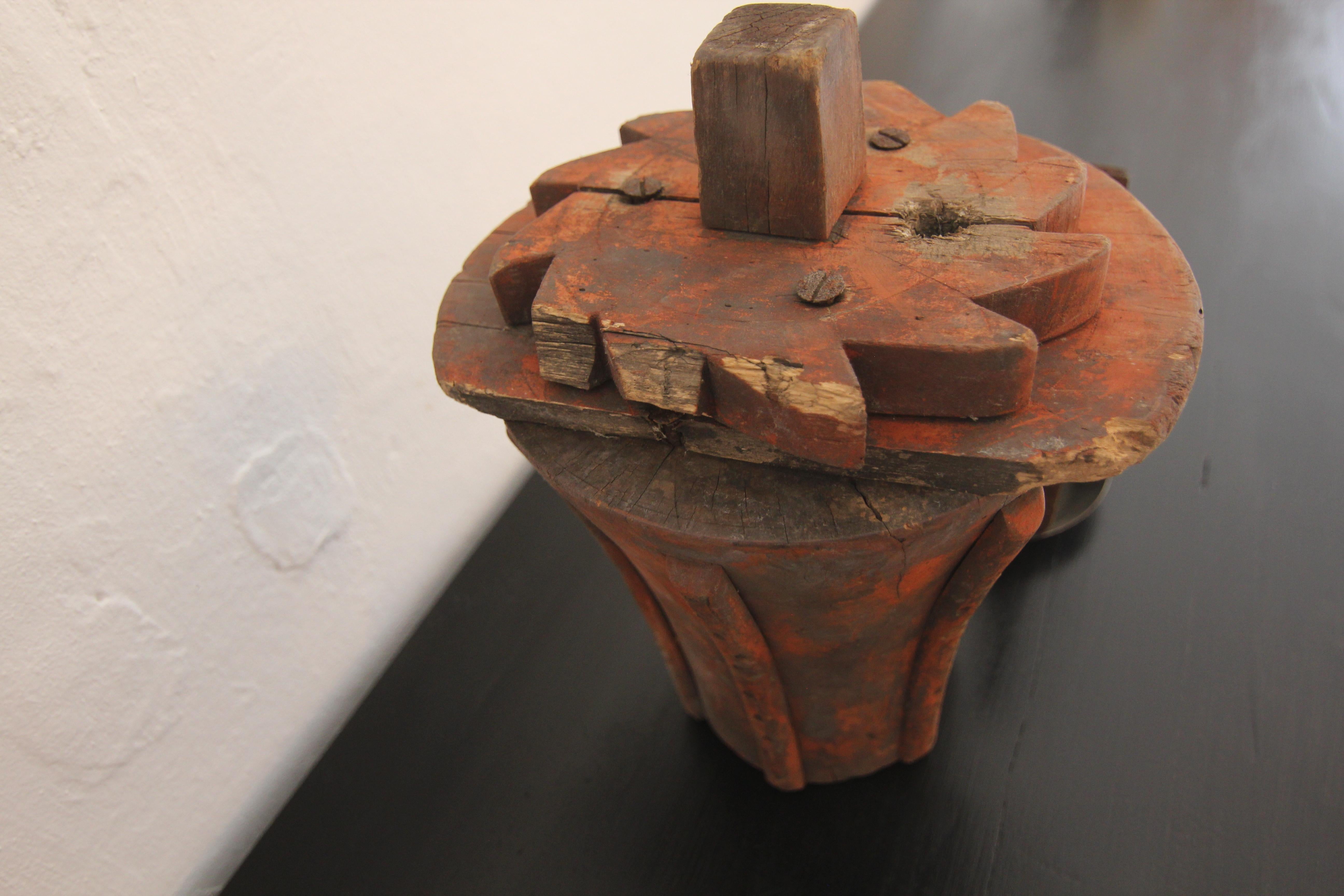 Early 20th Century Wooden Casting Pattern Object with Original Patina For Sale 8