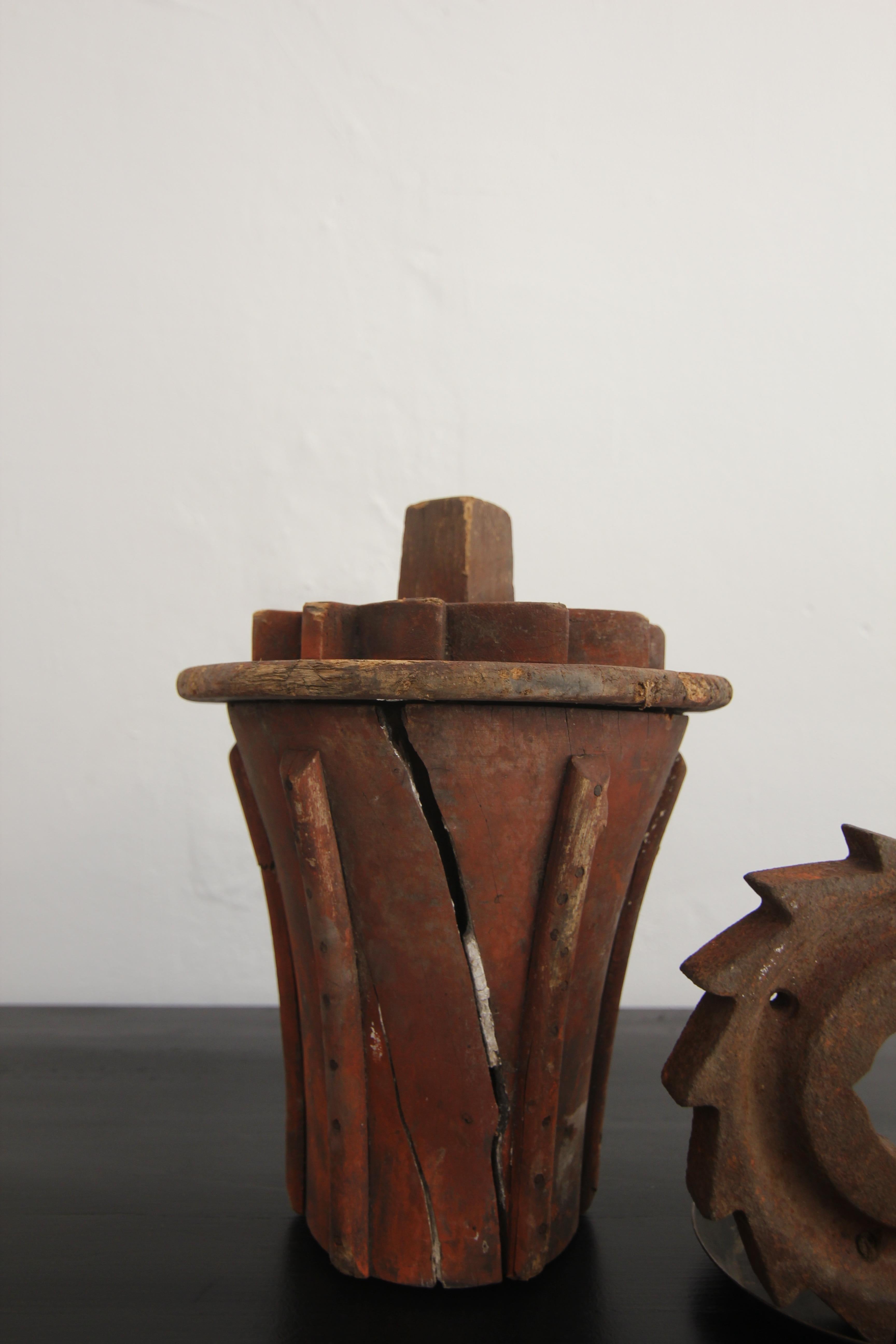 Early 20th Century Wooden Casting Pattern Object with Original Patina For Sale 12