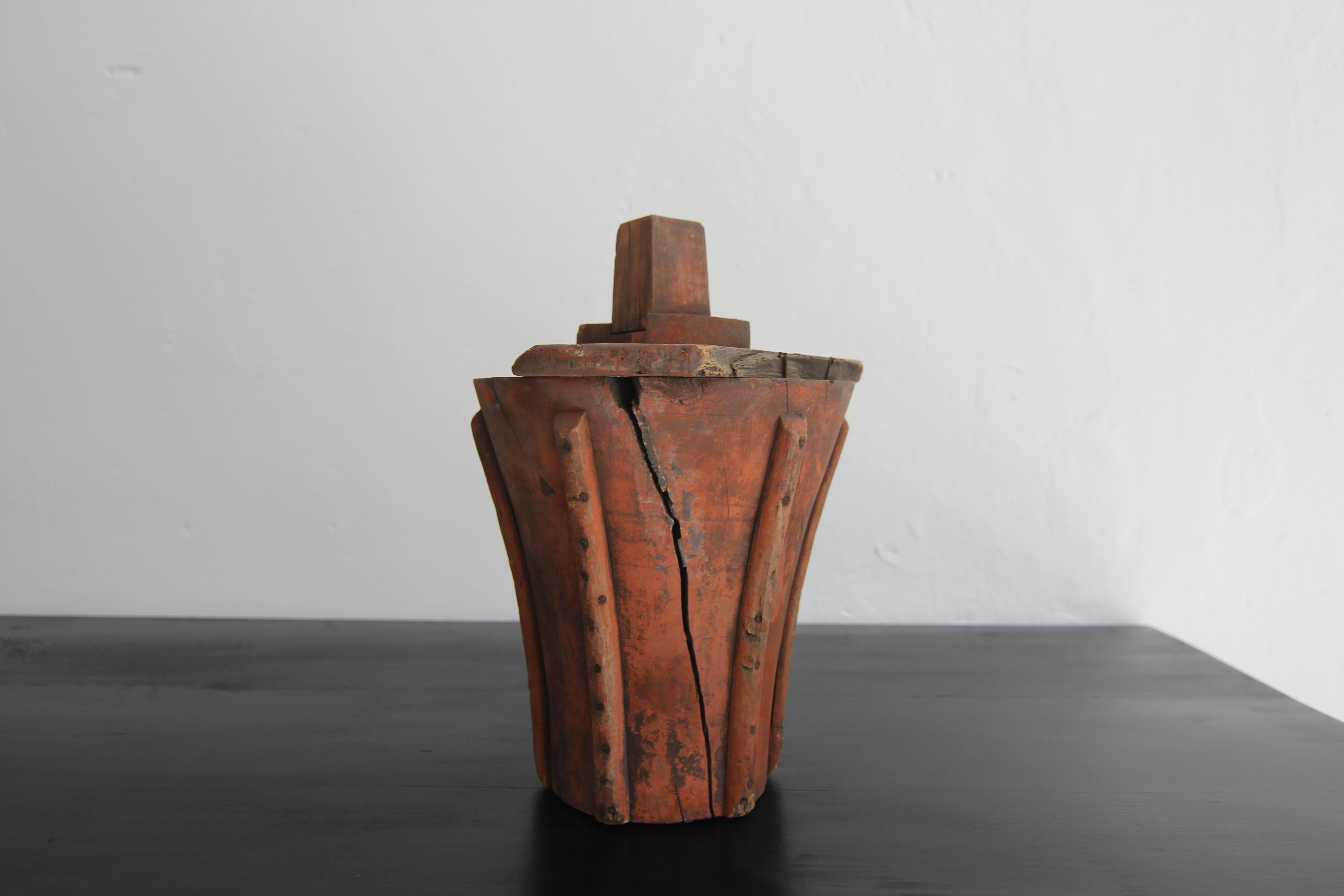 Early 20th Century Wooden Casting Pattern Object with Original Patina For Sale 3