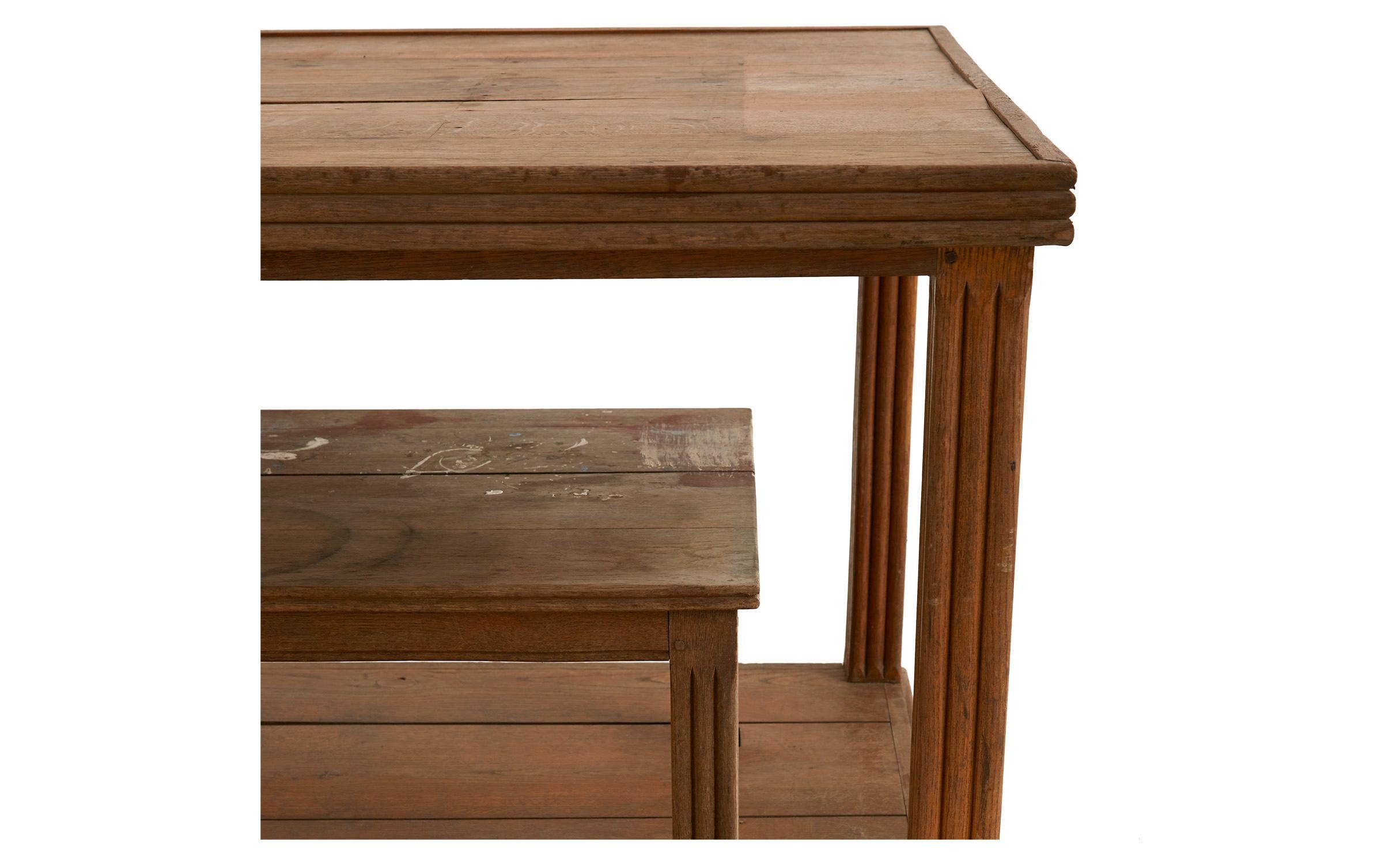 Early 20th Century Wooden Dressmaker's Table (amerikanisch)