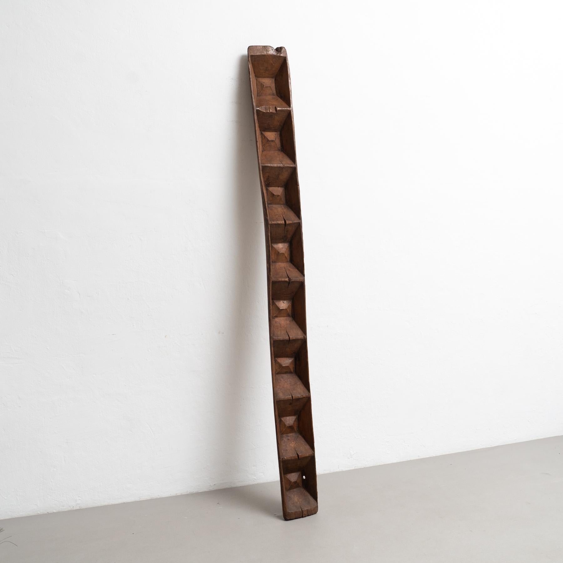 Escultura de madera de principios del siglo XX al estilo de Brancusi Moderno de mediados de siglo