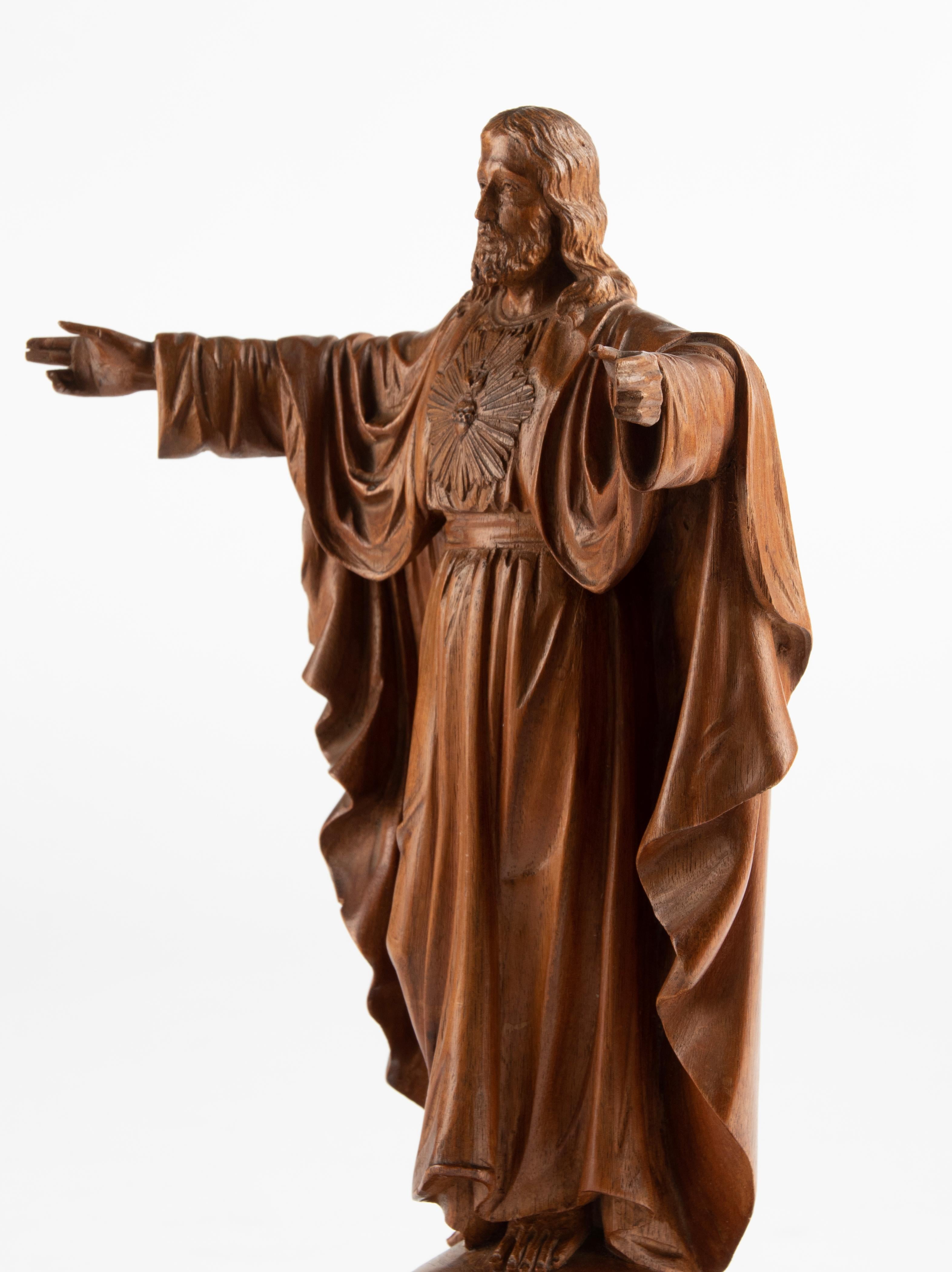Early 20th Century Early 20th century Wooden Sculpture Sacred Heart of Jesus Christ with Open Arms