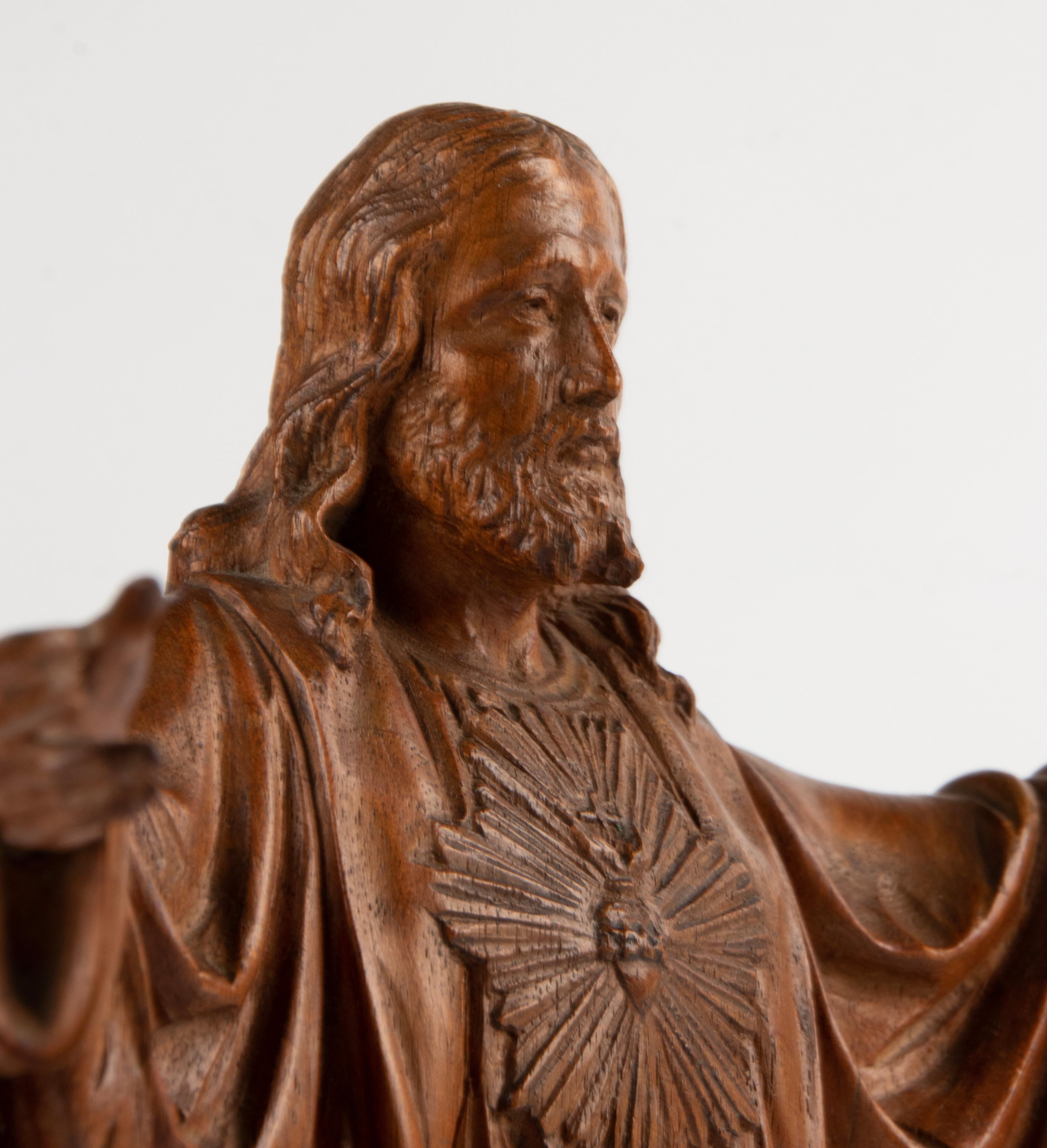 Early 20th century Wooden Sculpture Sacred Heart of Jesus Christ with Open Arms 4