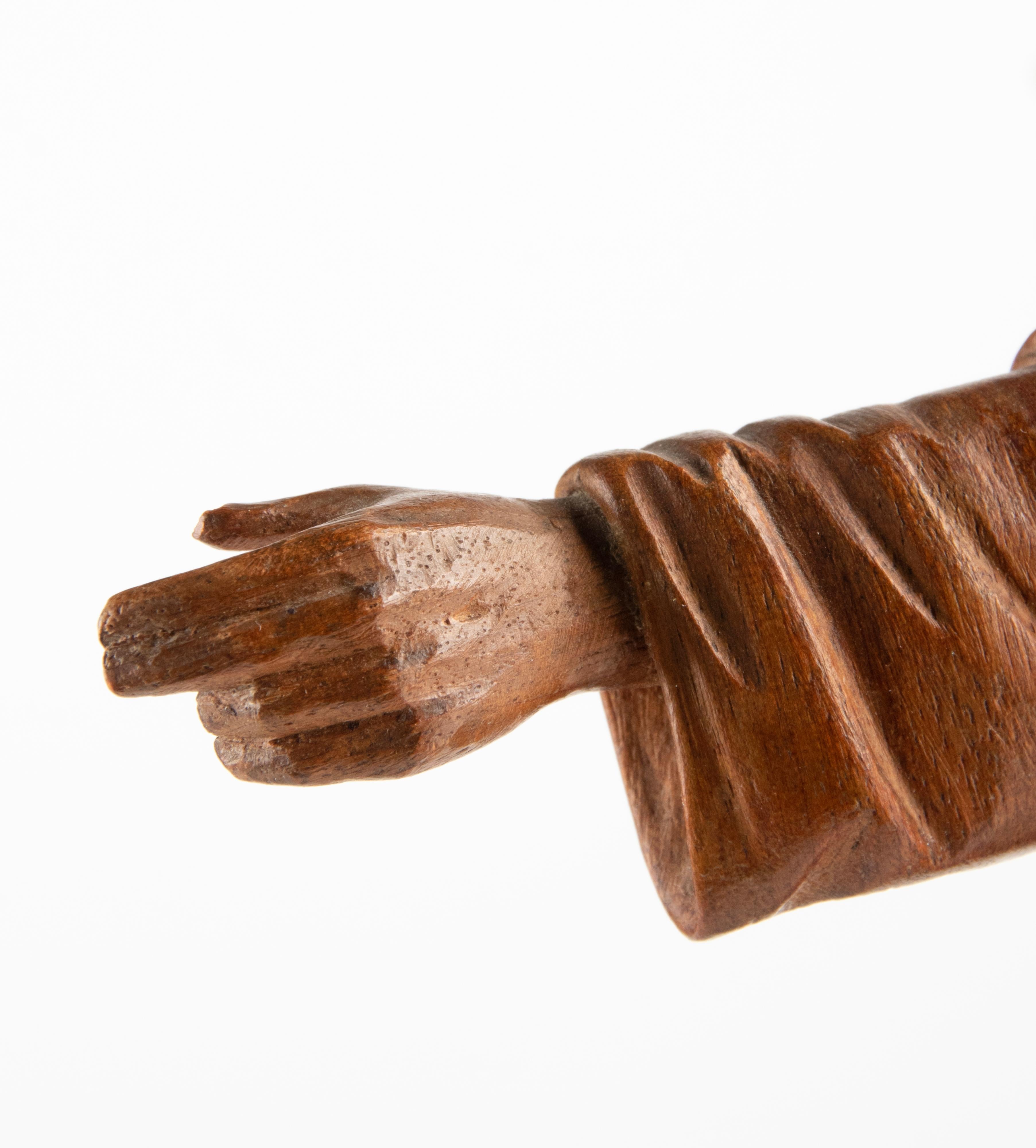 Early 20th century Wooden Sculpture Sacred Heart of Jesus Christ with Open Arms 7