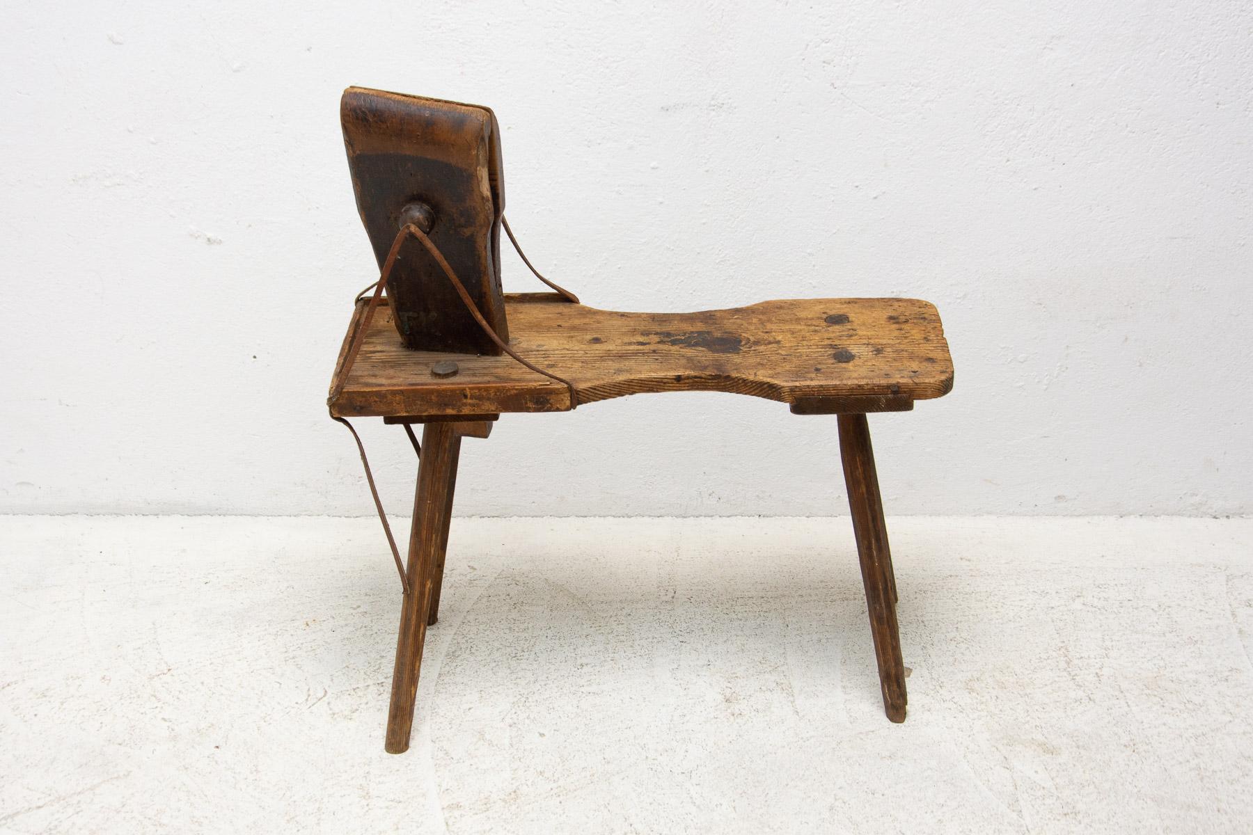  Tabouret en bois du début du XXe siècle, Autriche, Hongrie en vente 2