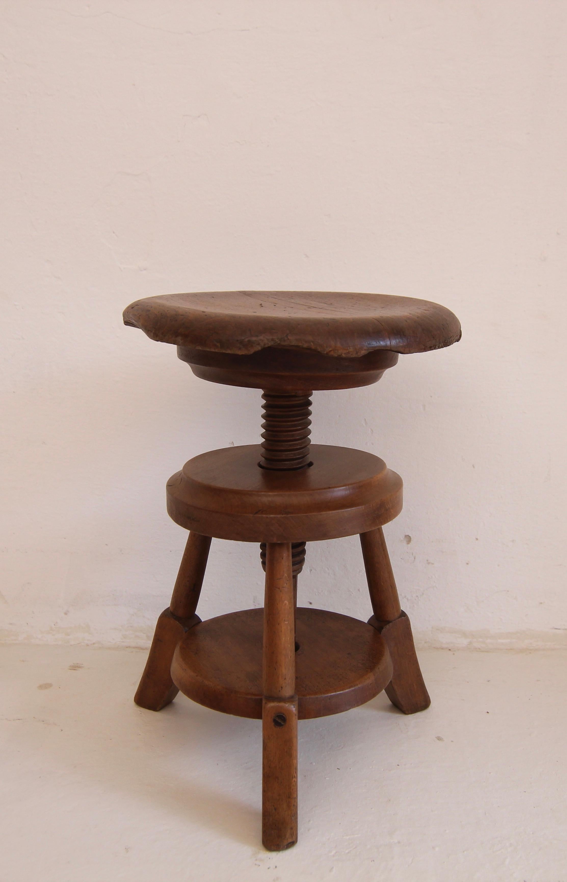 Early 20th Century Wooden Tripod Piano Stool 5