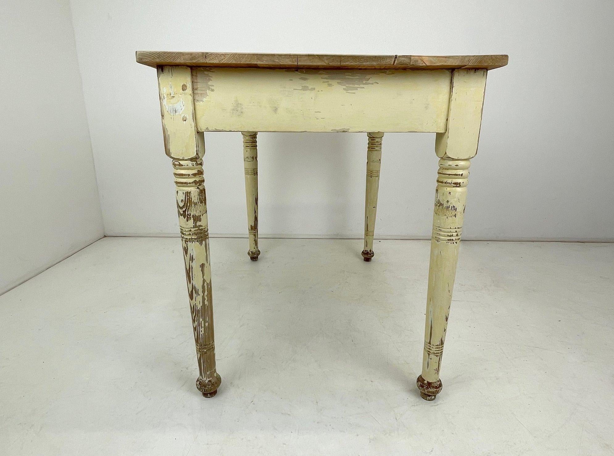 Early 20th Century Wooden Work Table or Writing Desk with Original Patina For Sale 1