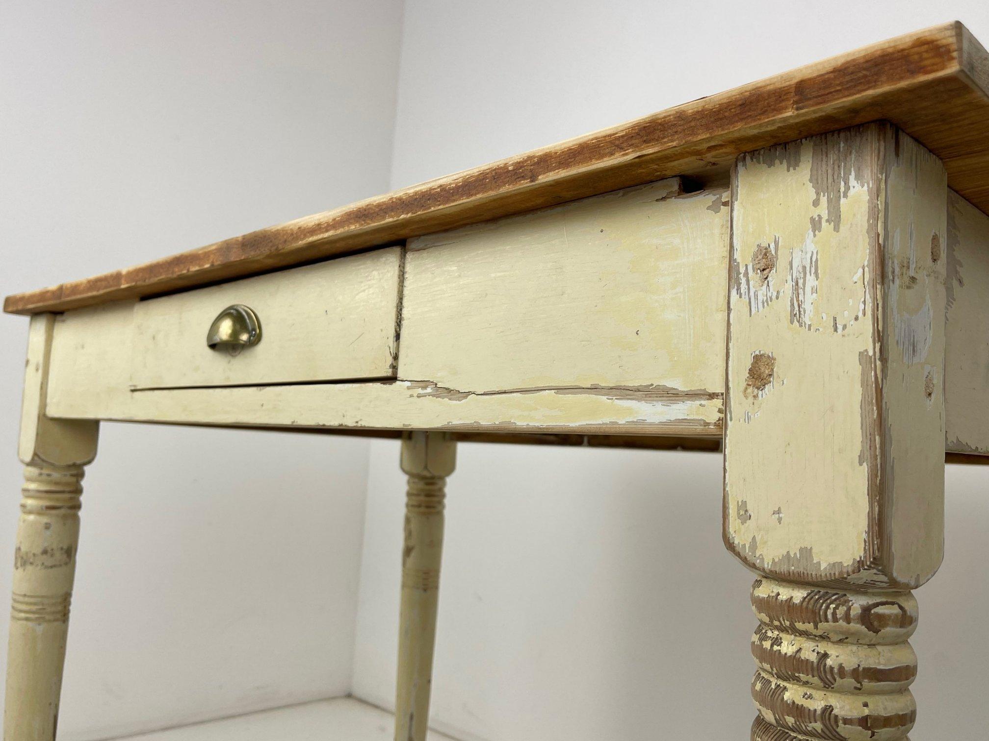 Early 20th Century Wooden Work Table or Writing Desk with Original Patina For Sale 2