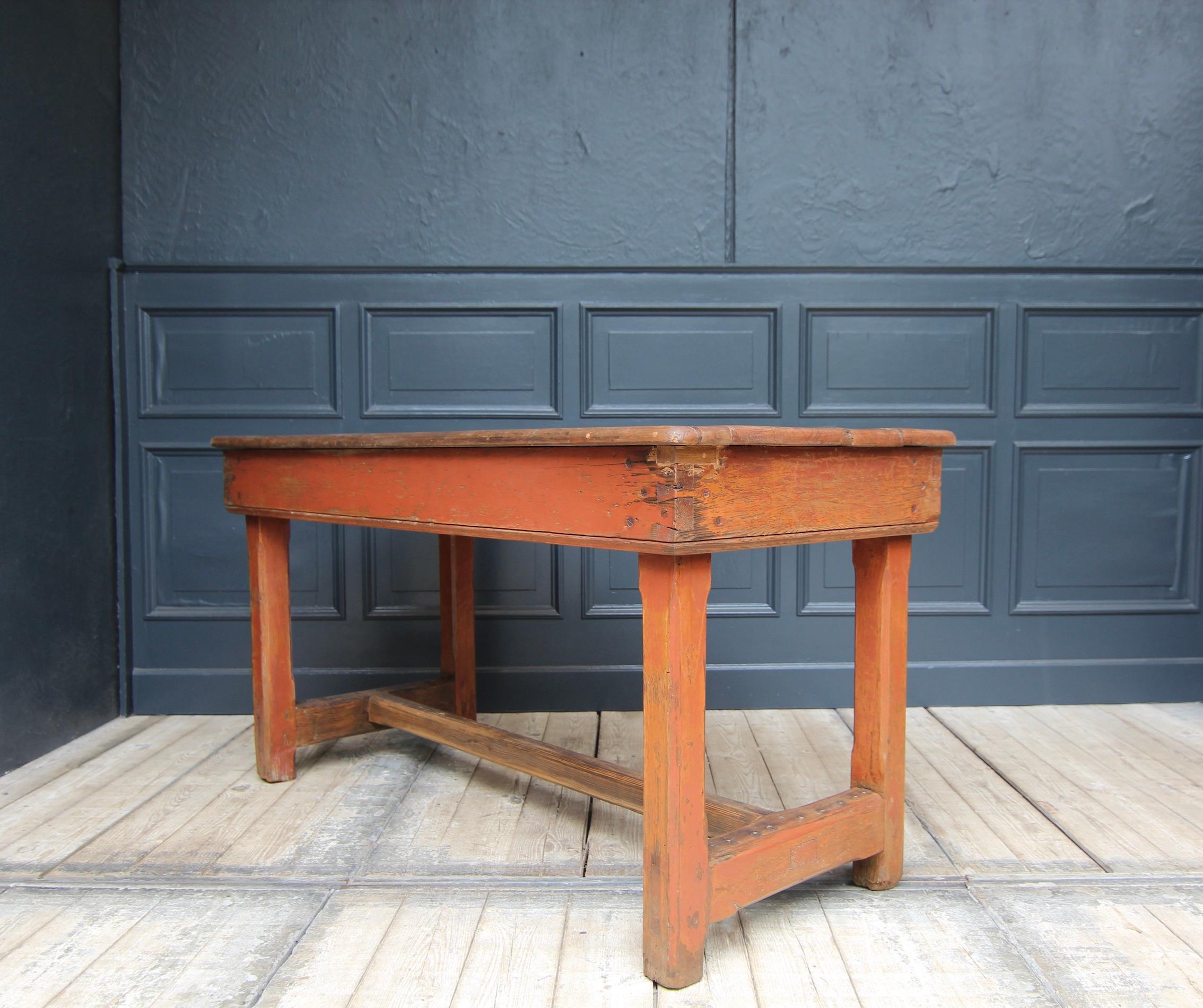 Early 20th Century Work Table in Original Paint 5