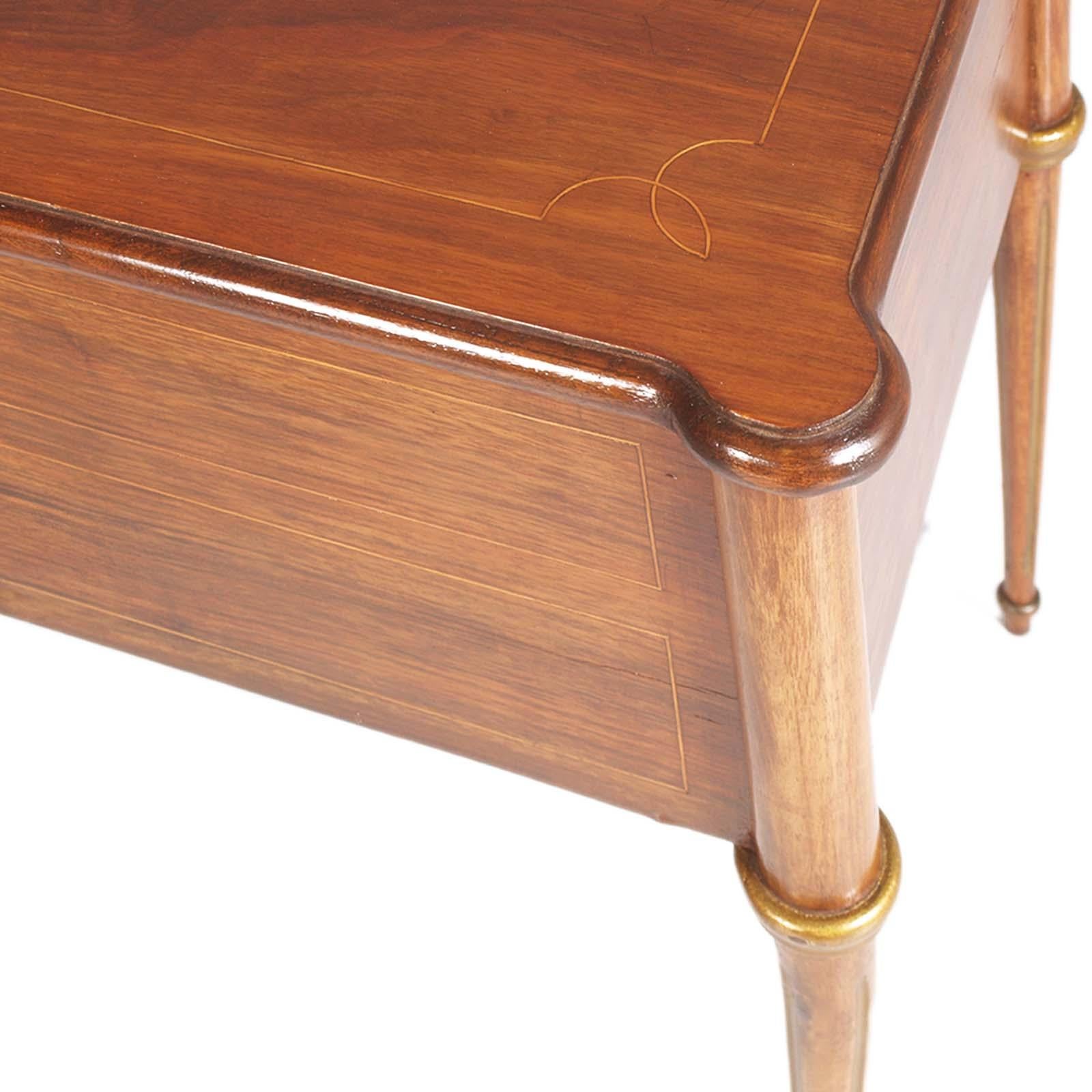 Early 20th Century Writing Desk in Walnut with Inlay by Meroni & Fossati For Sale 2