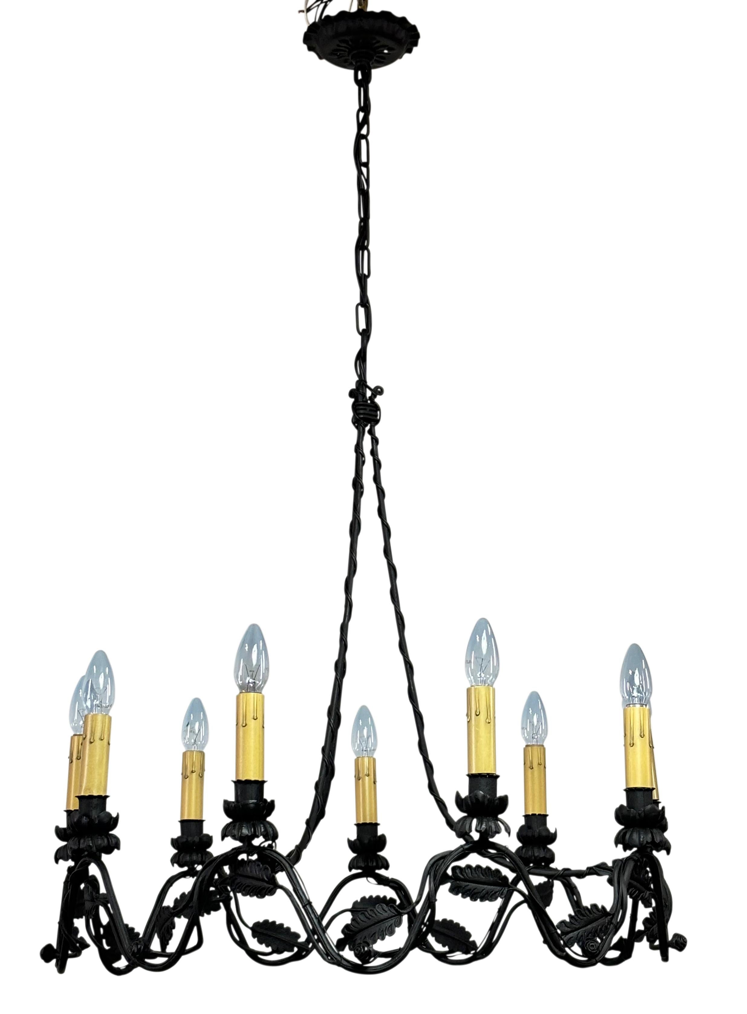 Fer Luminaire en fer forgé du début du 20ème siècle Chandelier en vente
