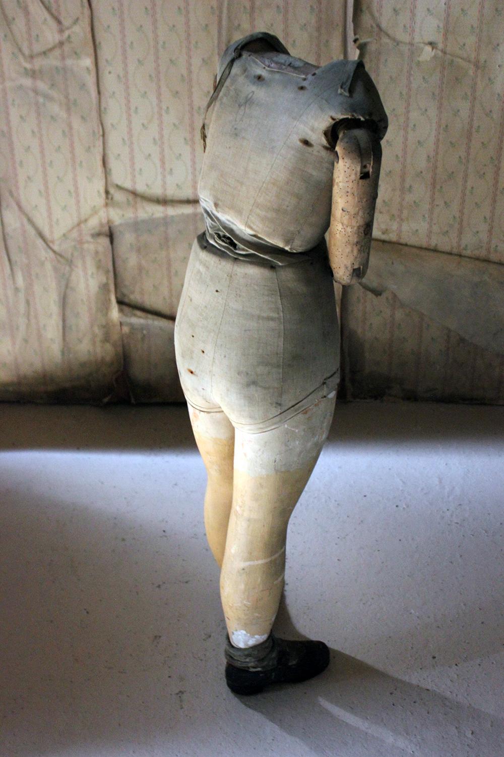 Early 20th century Youth Mannequin; Probably by Siegel & Stockman, Paris 4