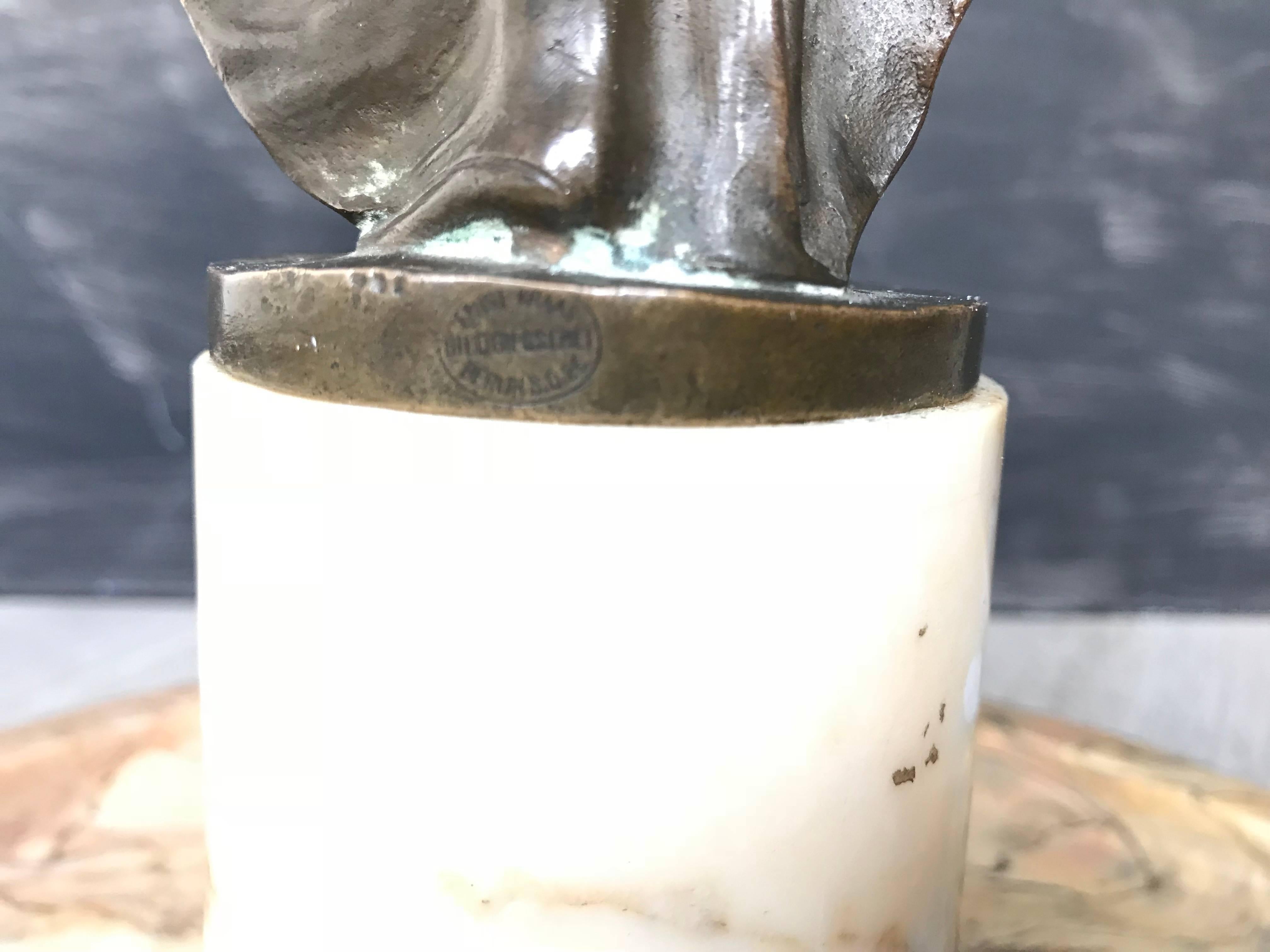 Early 20th Century, Elegant Jugendstil Bronze Lady Sculpture on Marble Tray Base For Sale 3