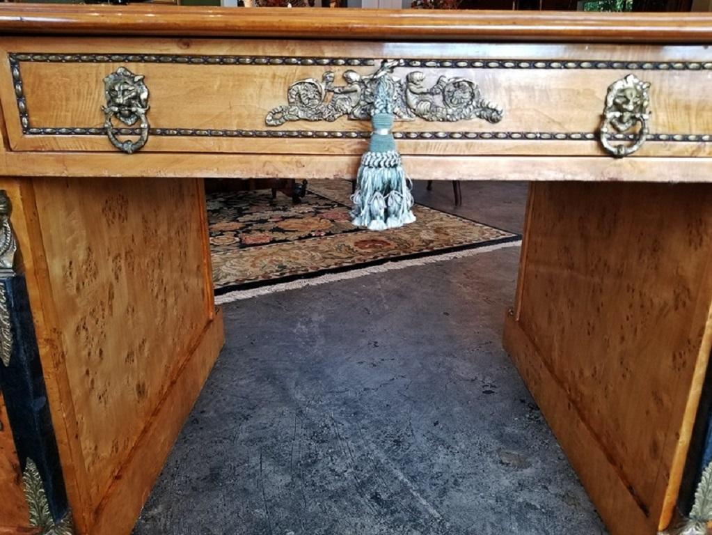 Early 20th Centuy French Neo Classical Revival Style Partners Desk In Good Condition In Dallas, TX