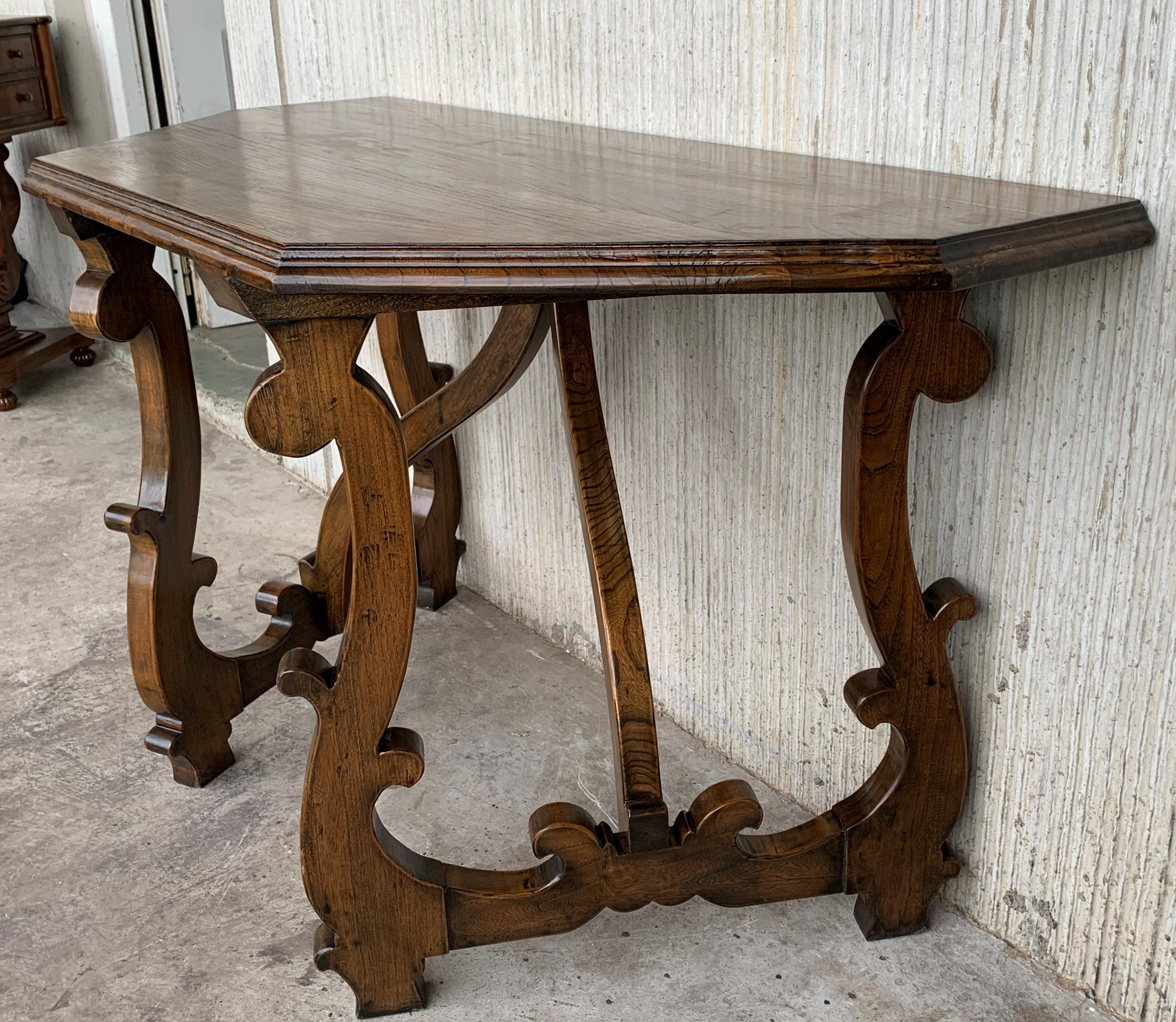 Early 20th Convertible Spanish Walnut Console Tables with Lyre Legs In Good Condition In Miami, FL
