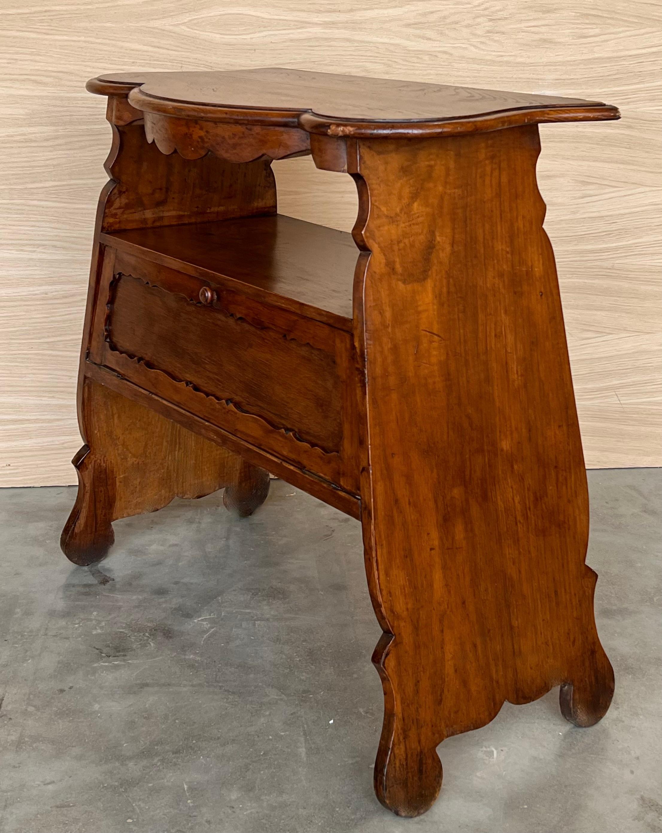 Early 20th Fall front Door rustic console Table with Shelve 4
