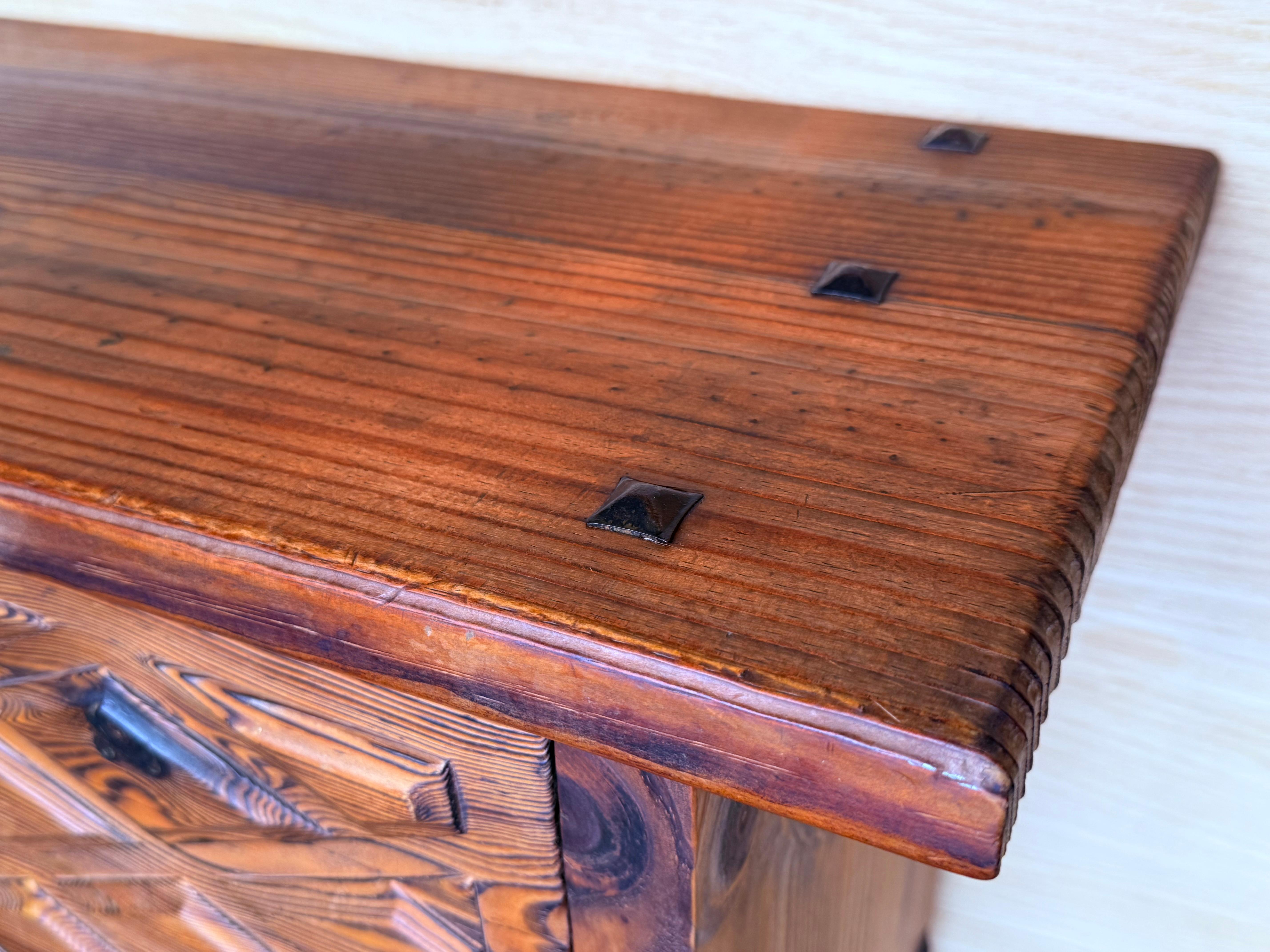 Early 20th Fall front Door rustic console Table with Shelve For Sale 5
