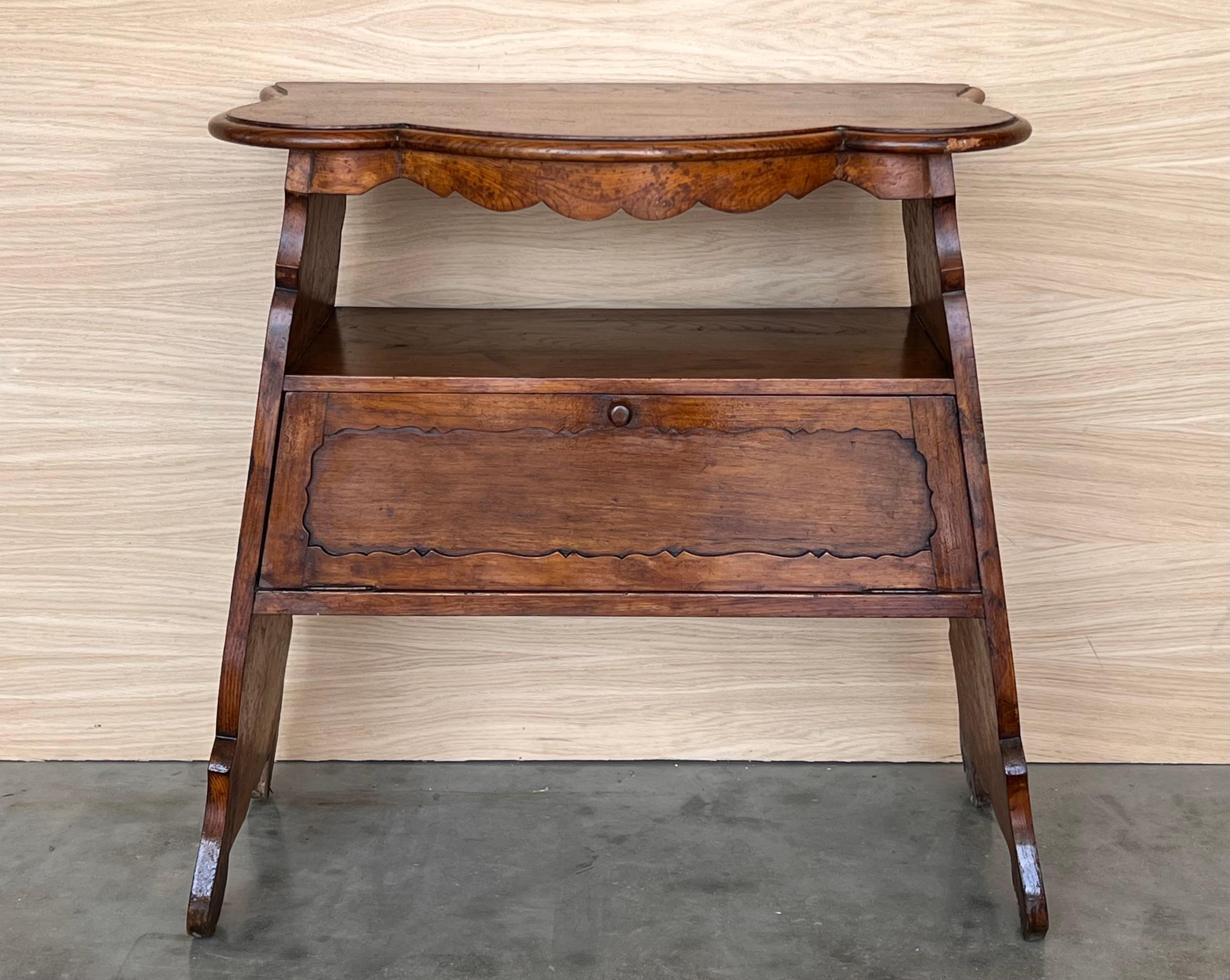 Rustic Early 20th Fall front Door rustic console Table with Shelve