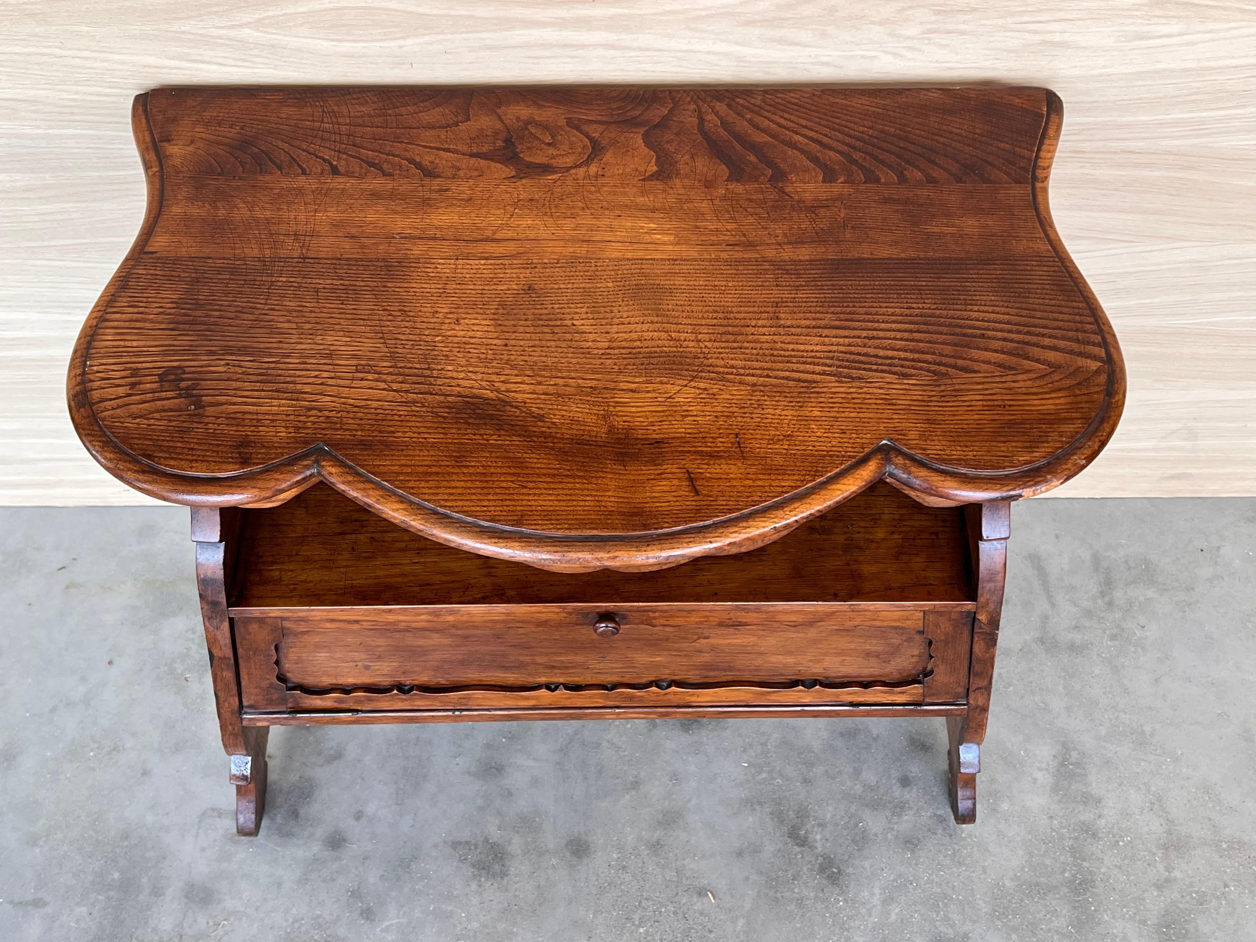 Early 20th Fall front Door rustic console Table with Shelve For Sale 1