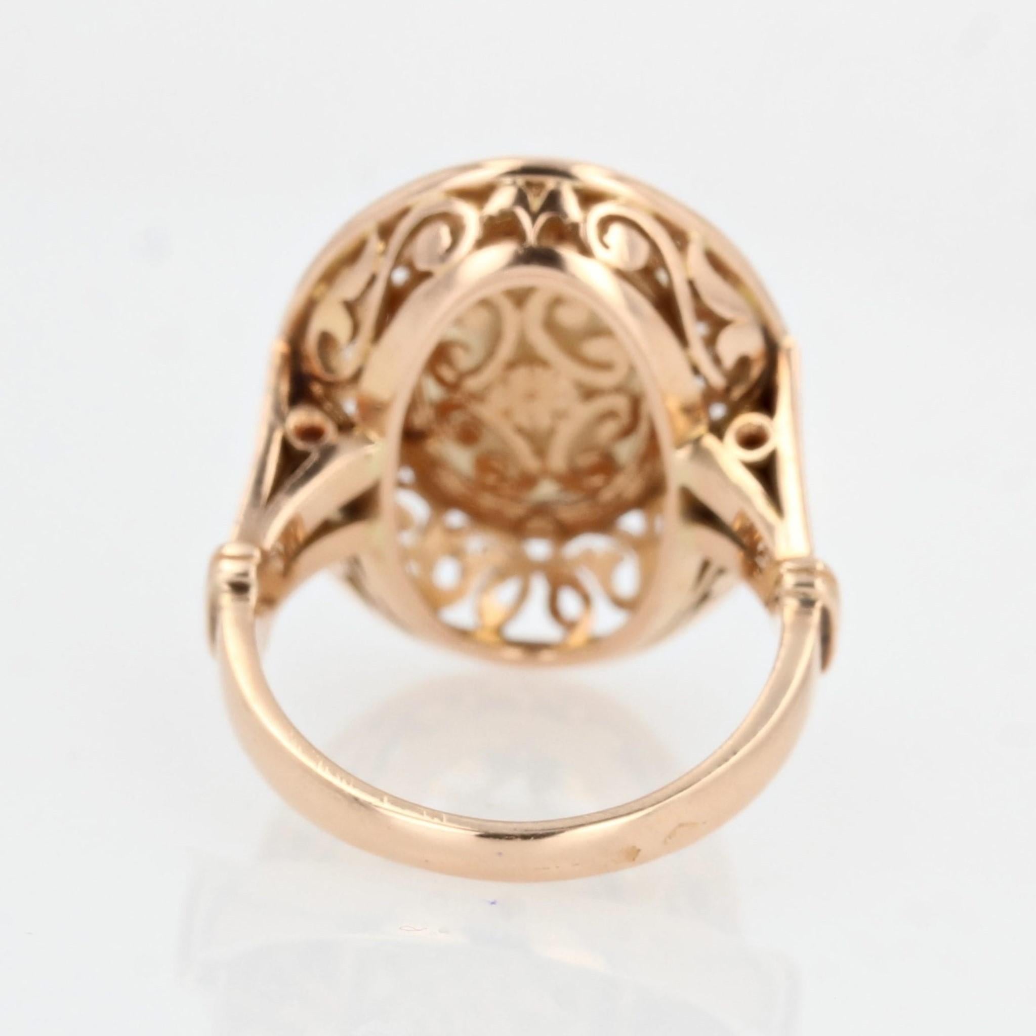 Early 20th French Antique Gold Agate Cameo Ring In Excellent Condition For Sale In Poitiers, FR