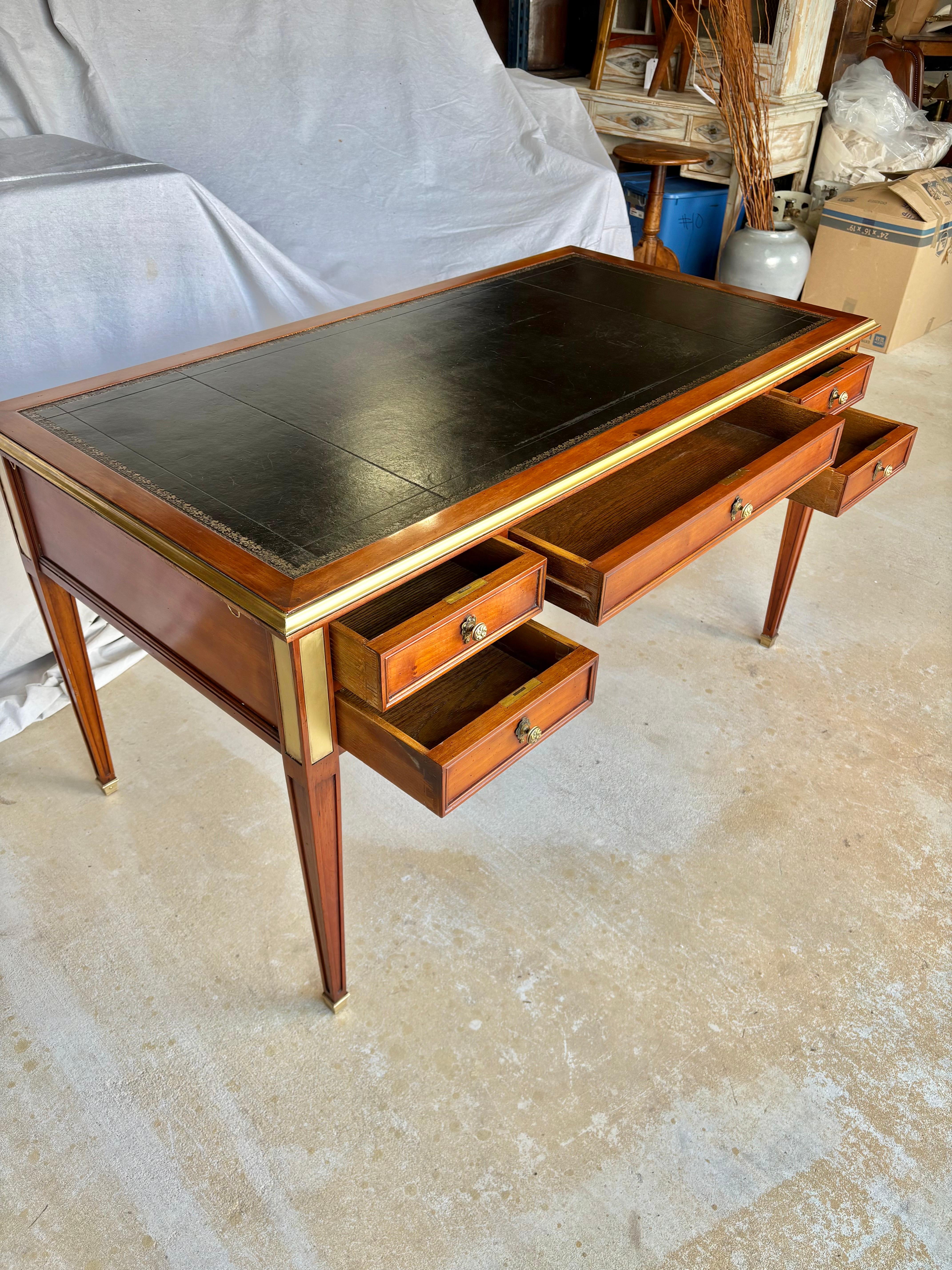 Early 20th Century French Louis XVI Cherrywood Brass and Leather Top Desk 2