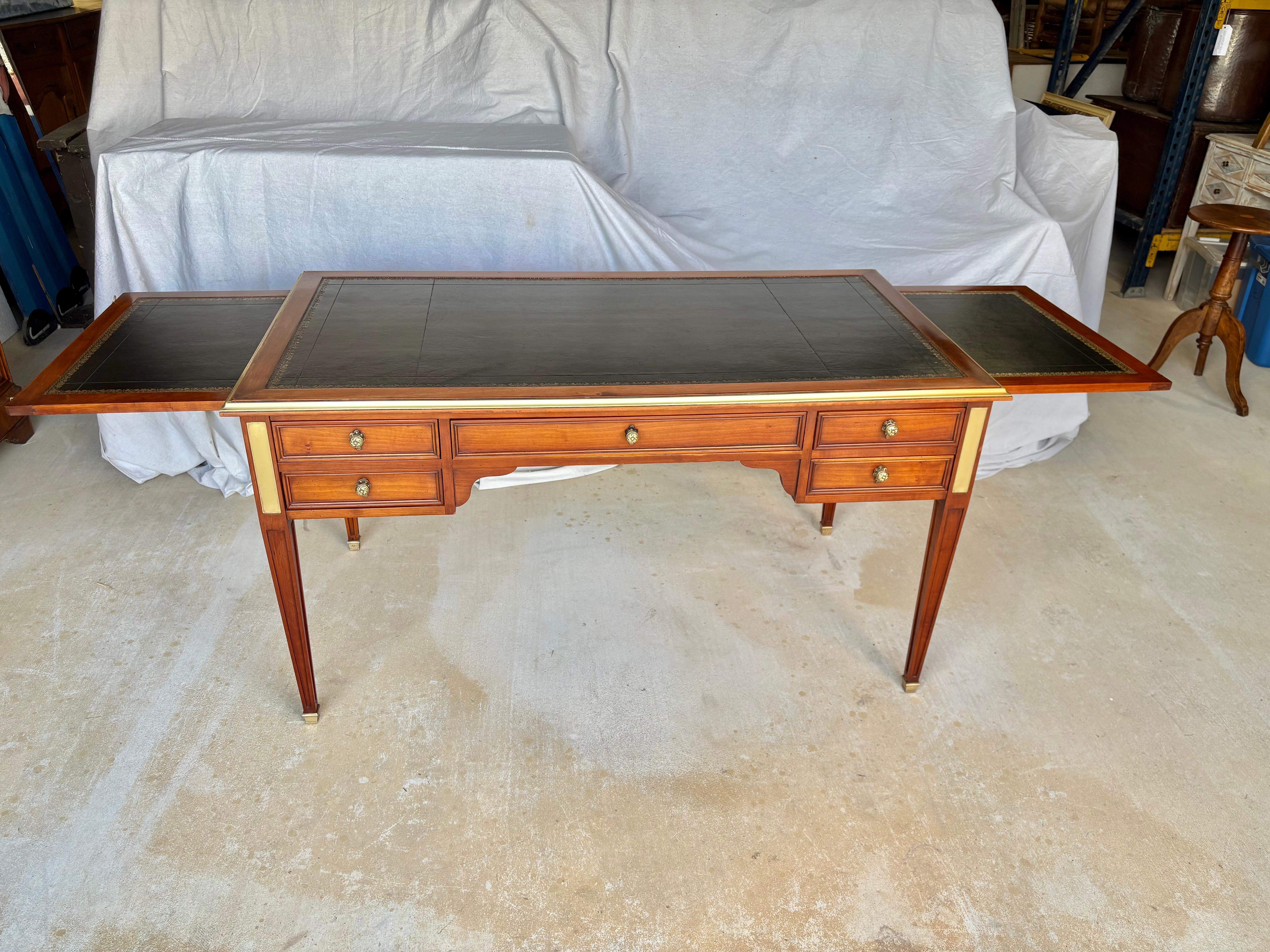 Early 20th Century French Louis XVI Cherrywood Brass and Leather Top Desk 4