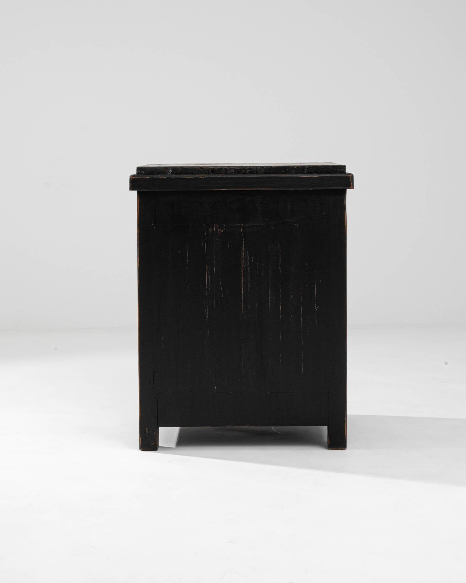 Cabinet en bois français du début du 20e siècle avec dessus en pierre en vente 5