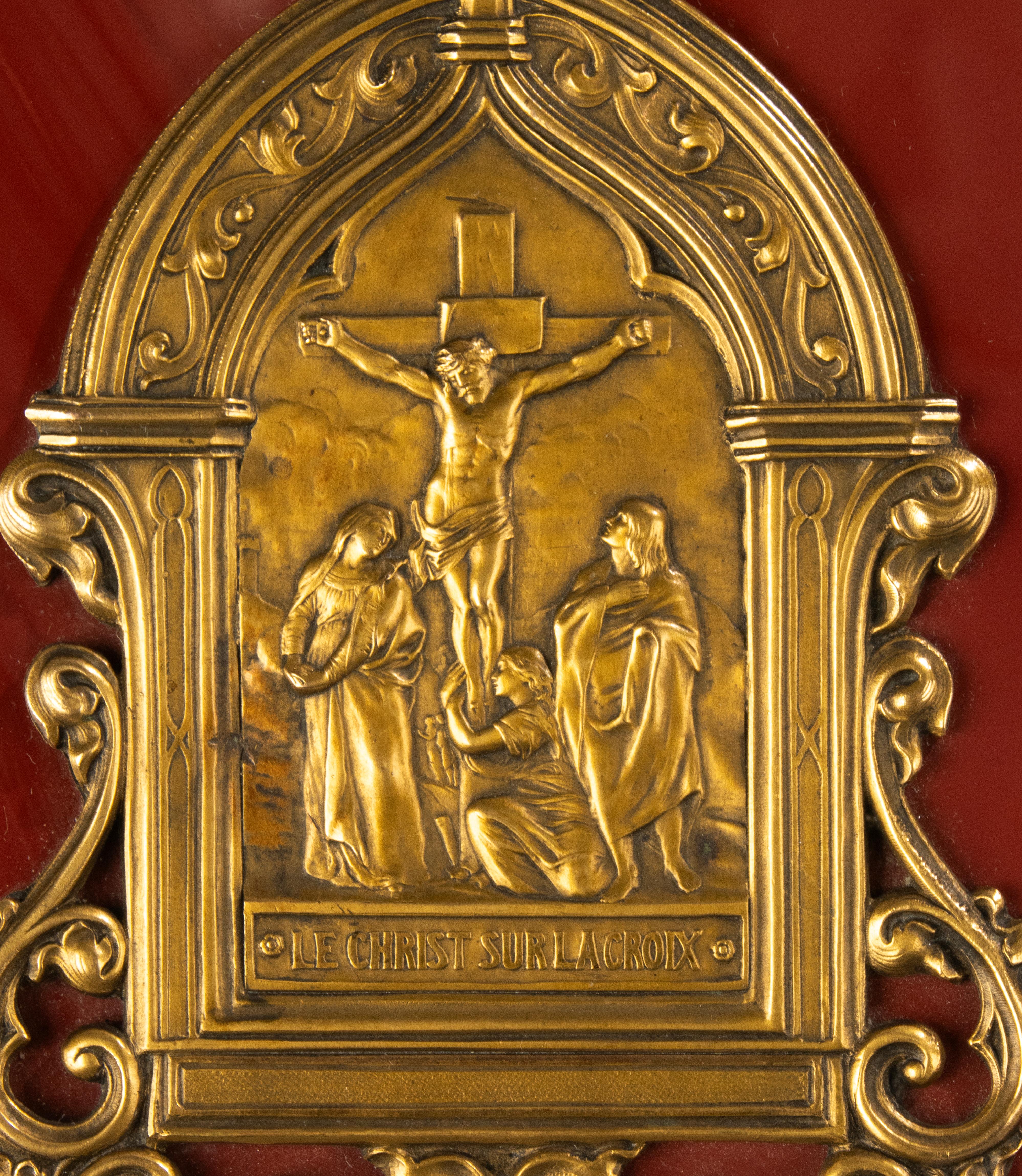 Font du début du 20e siècle - onyx rouge et bronze - Corpus Christi en vente 7