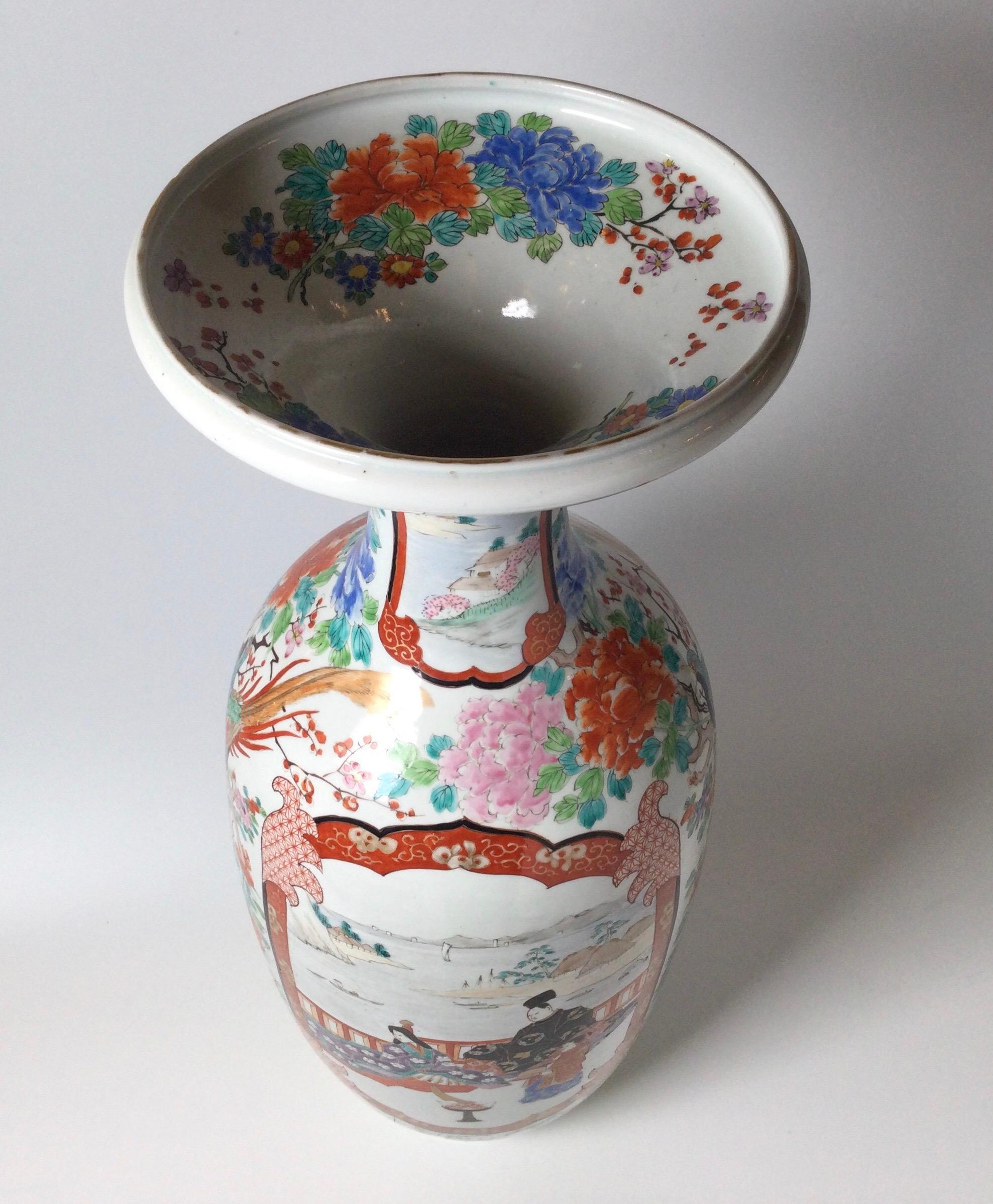 Kutani-Porzellanvase aus dem frühen 20. Jahrhundert (Japanisch) im Angebot