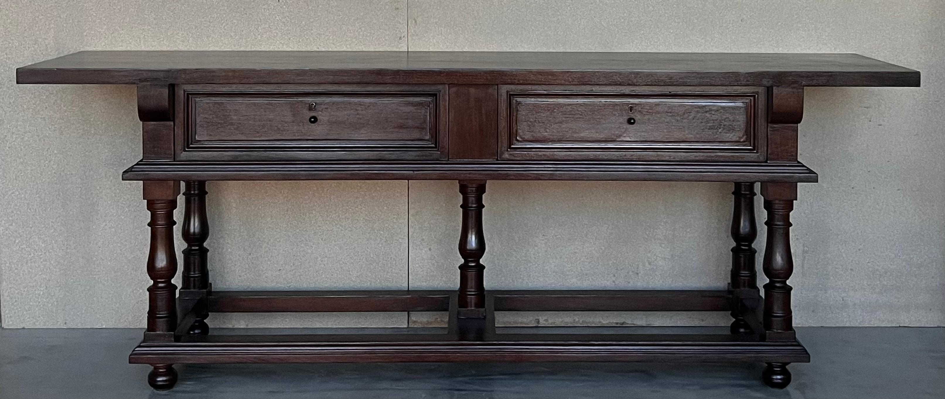 Baroque Grande table console du début du 20e siècle avec deux tiroirs en vente