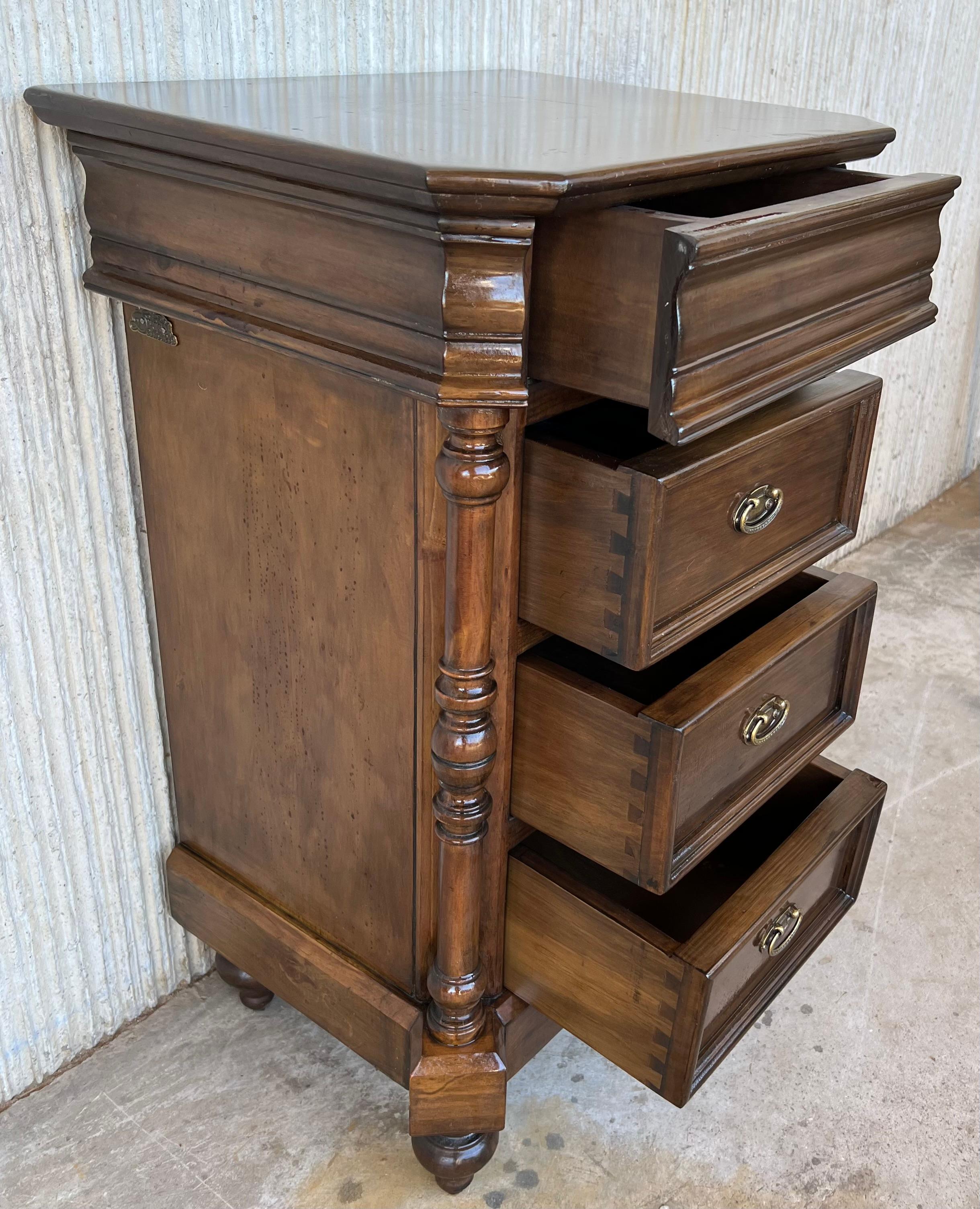 Early 20th Pair of Biedermeier Style Nightstands with Four Drawers For Sale 2