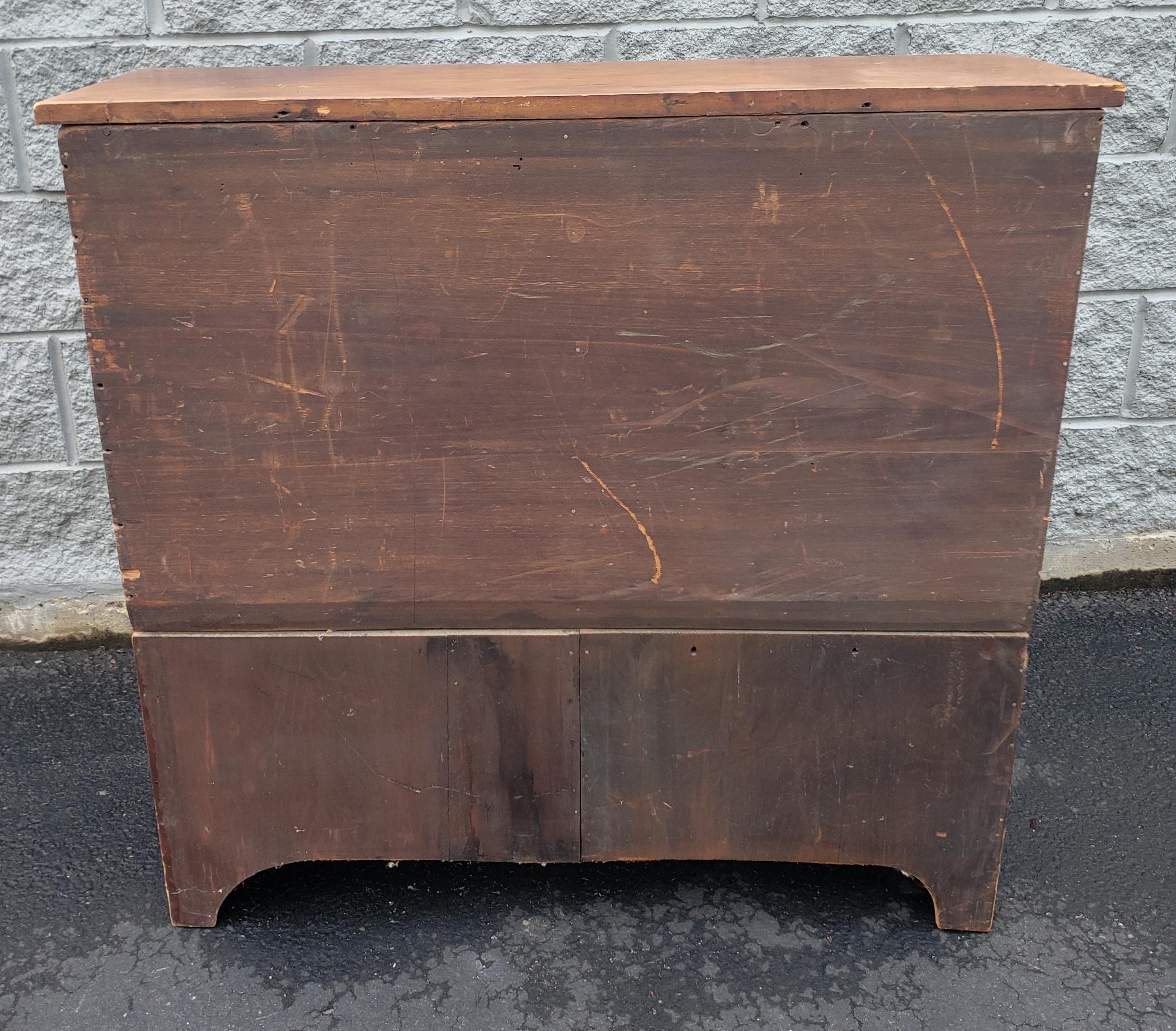 Early 20th Refinished Solid Pine 6-Drawer Side Cabinet Chest, circa 1920s For Sale 2
