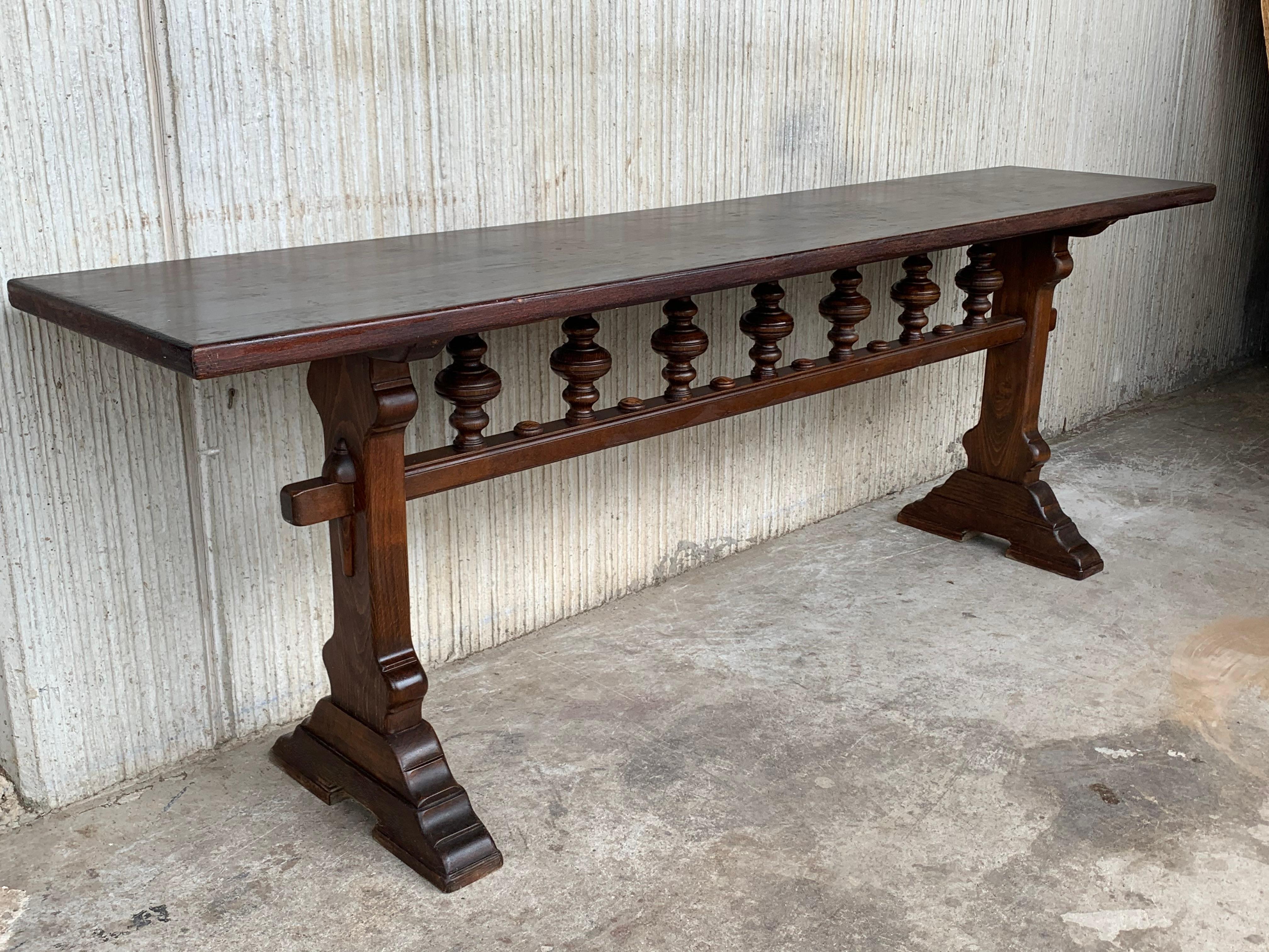20th Century Early 20th Spanish Console Table with Two Pedestal Legs Joined