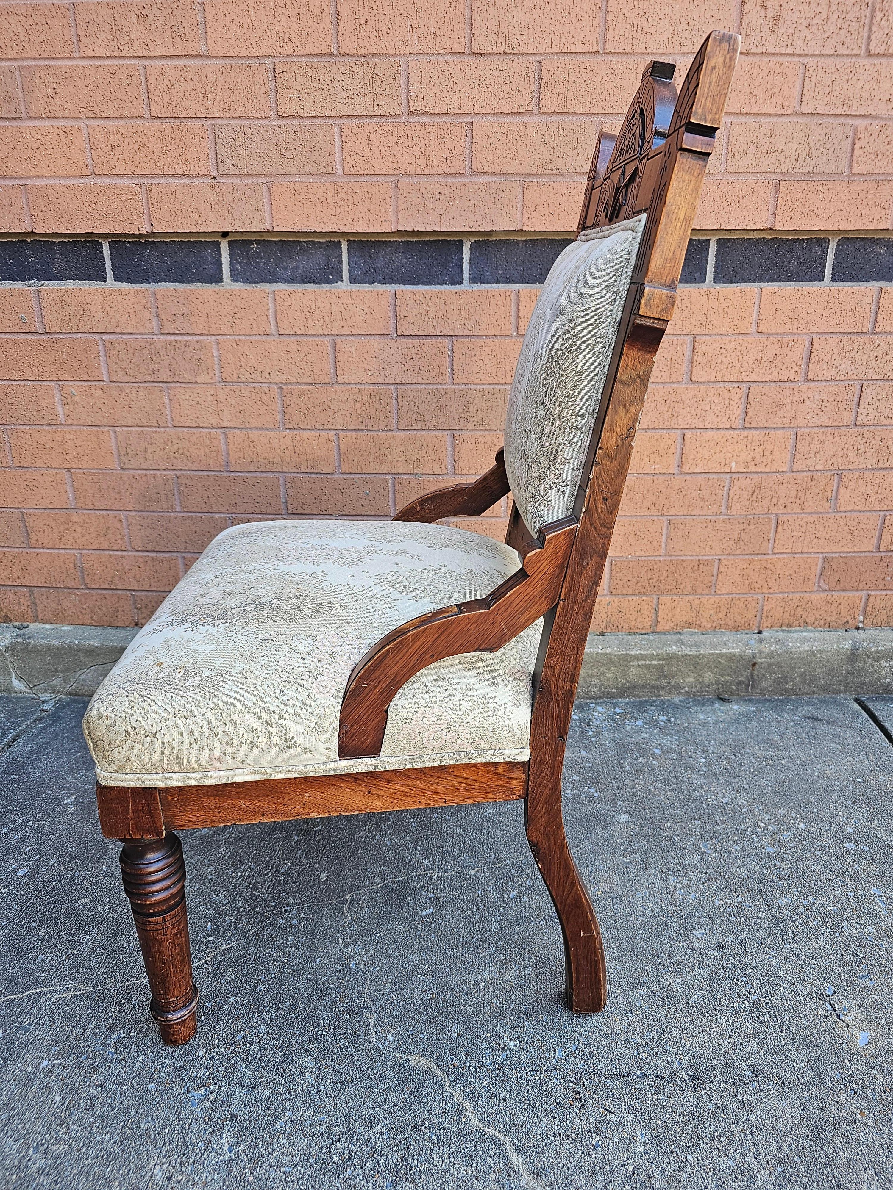 20th Century Early 20th Victorian Carved Walnut and Upholstered Side Chair For Sale
