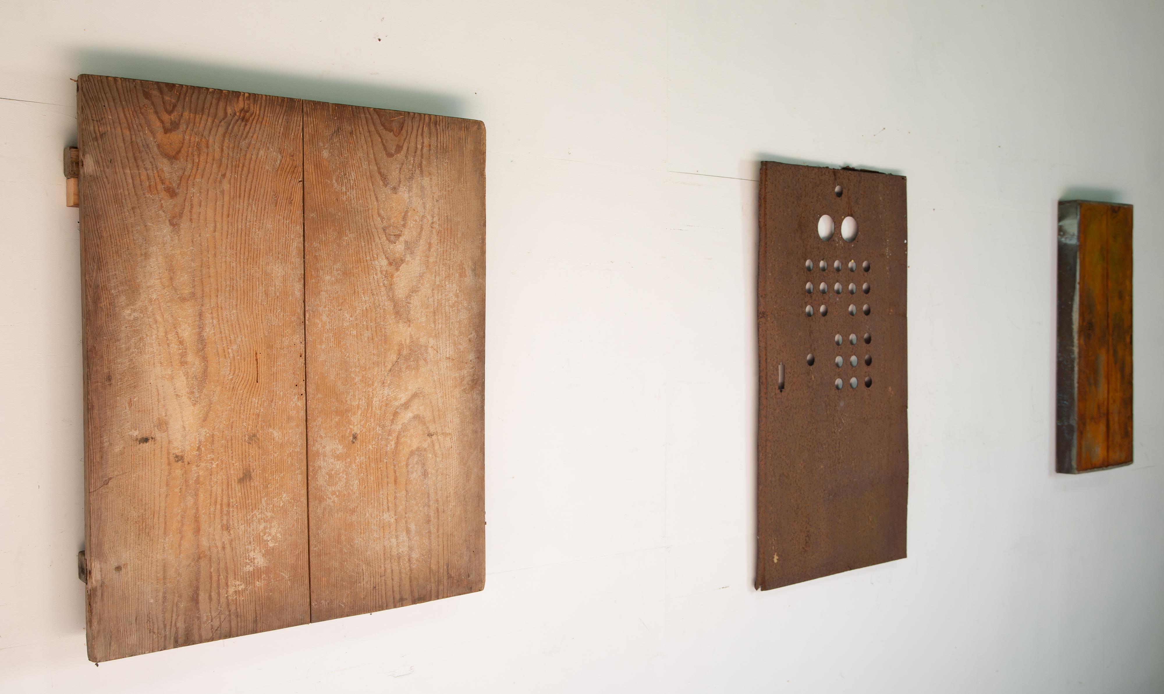 inizio 20° Wabi sabi giapponese, decorazione da parete in legno, mingei primitivo in vendita 2