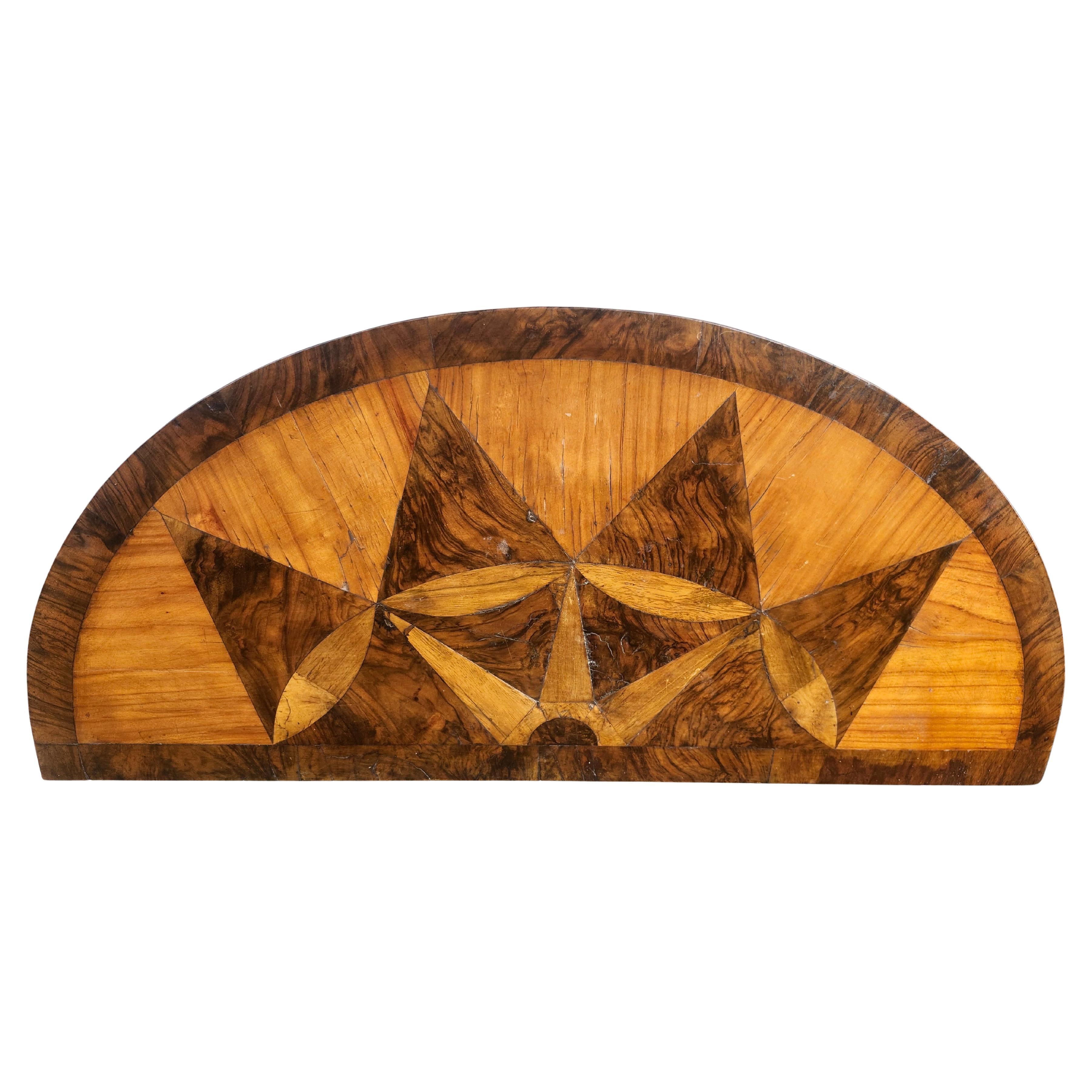 Fait main Table console Demilune Art Déco du début du 20e siècle avec plateau marqueté et deux tiroirs en vente