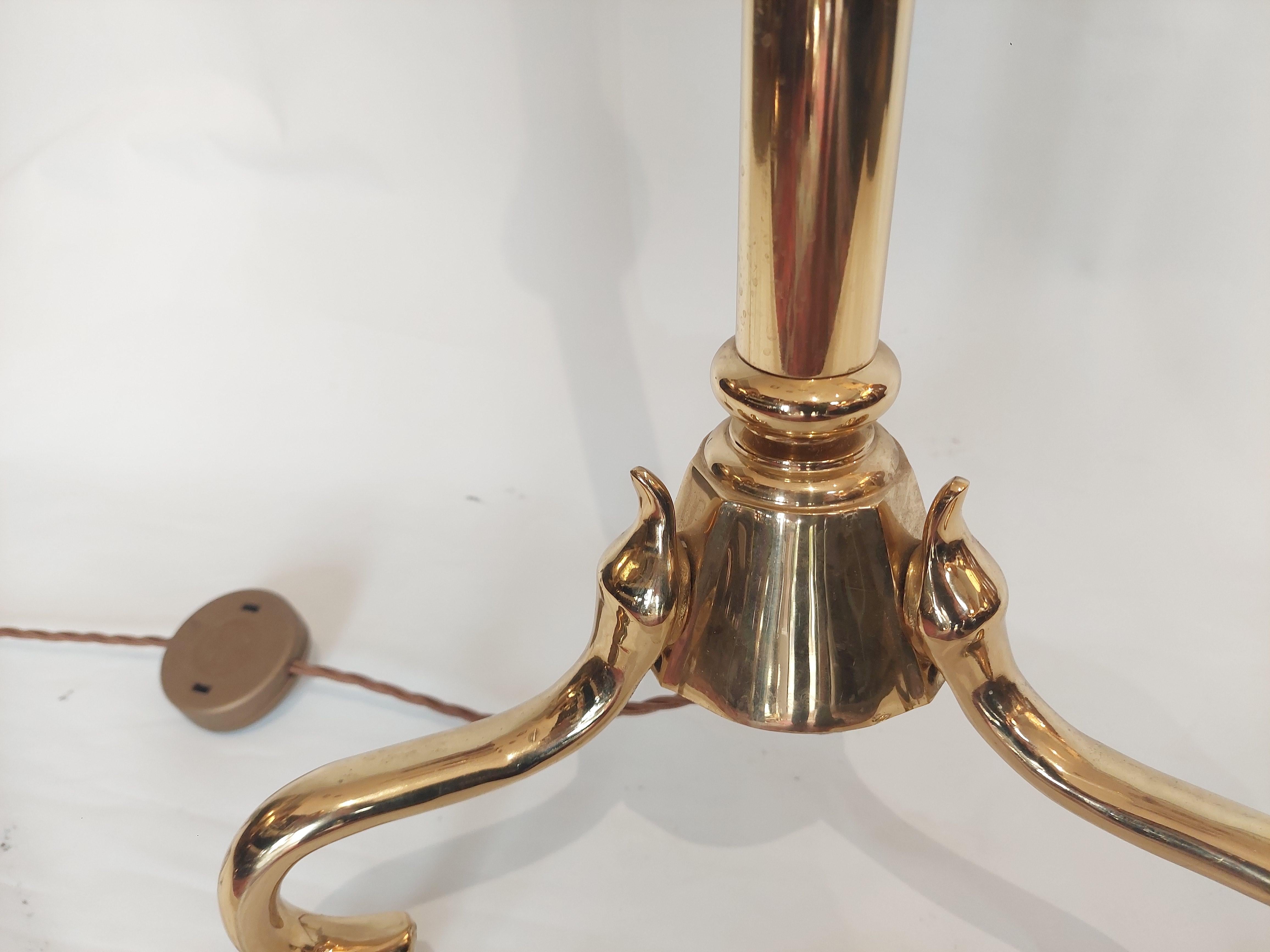 Lampe standard en laiton Art Nouveau du début du 20e siècle en vente 7