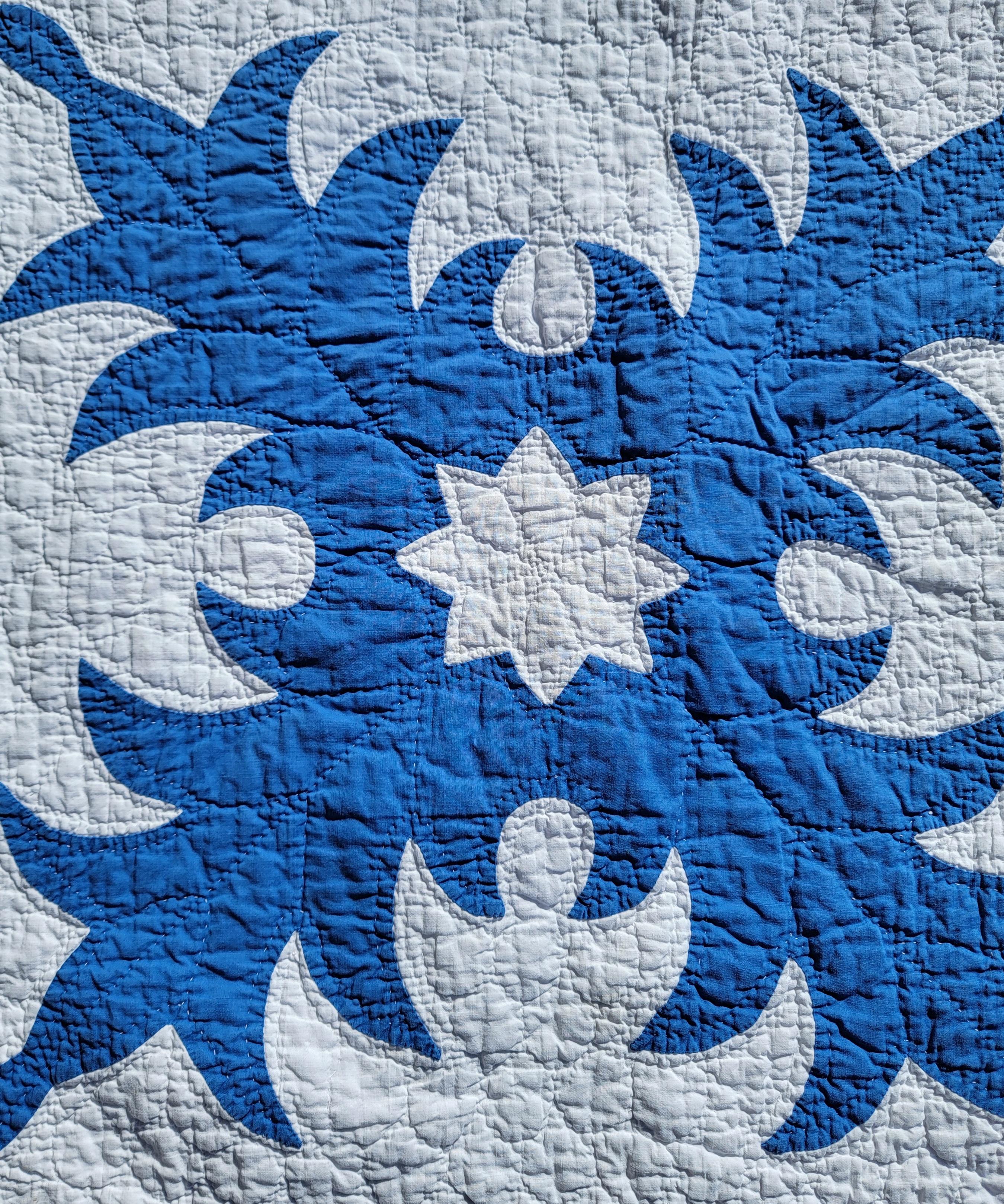 20th Century Early 20Thc Blue & White Applique Snow Flake Quilt For Sale