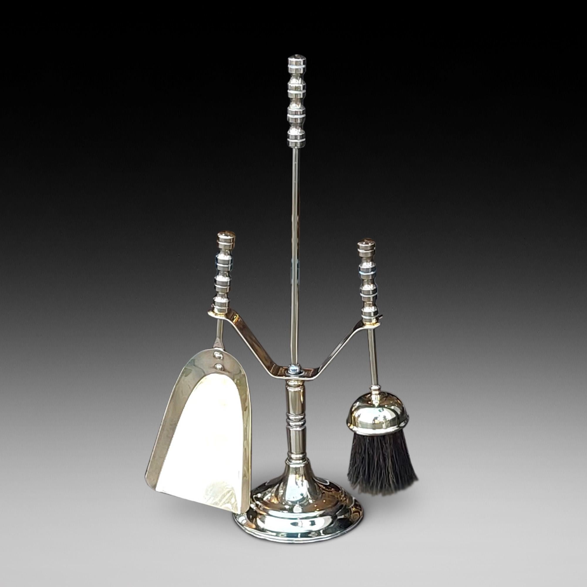Early 20thC Brass Fireside Companion Set - with a trio of fire tools - 11