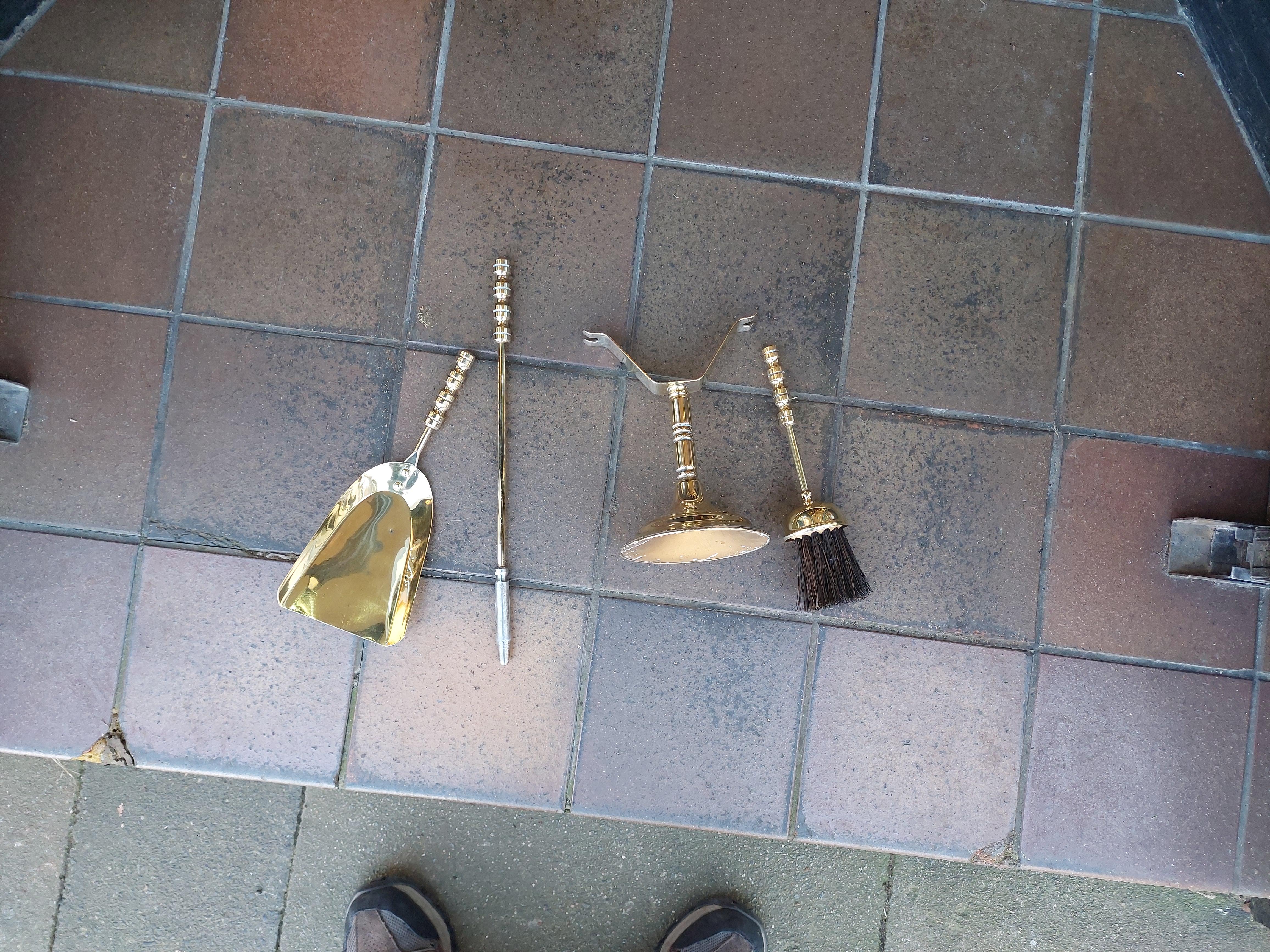 20th Century Early 20thC Brass Fireside Companion Set For Sale