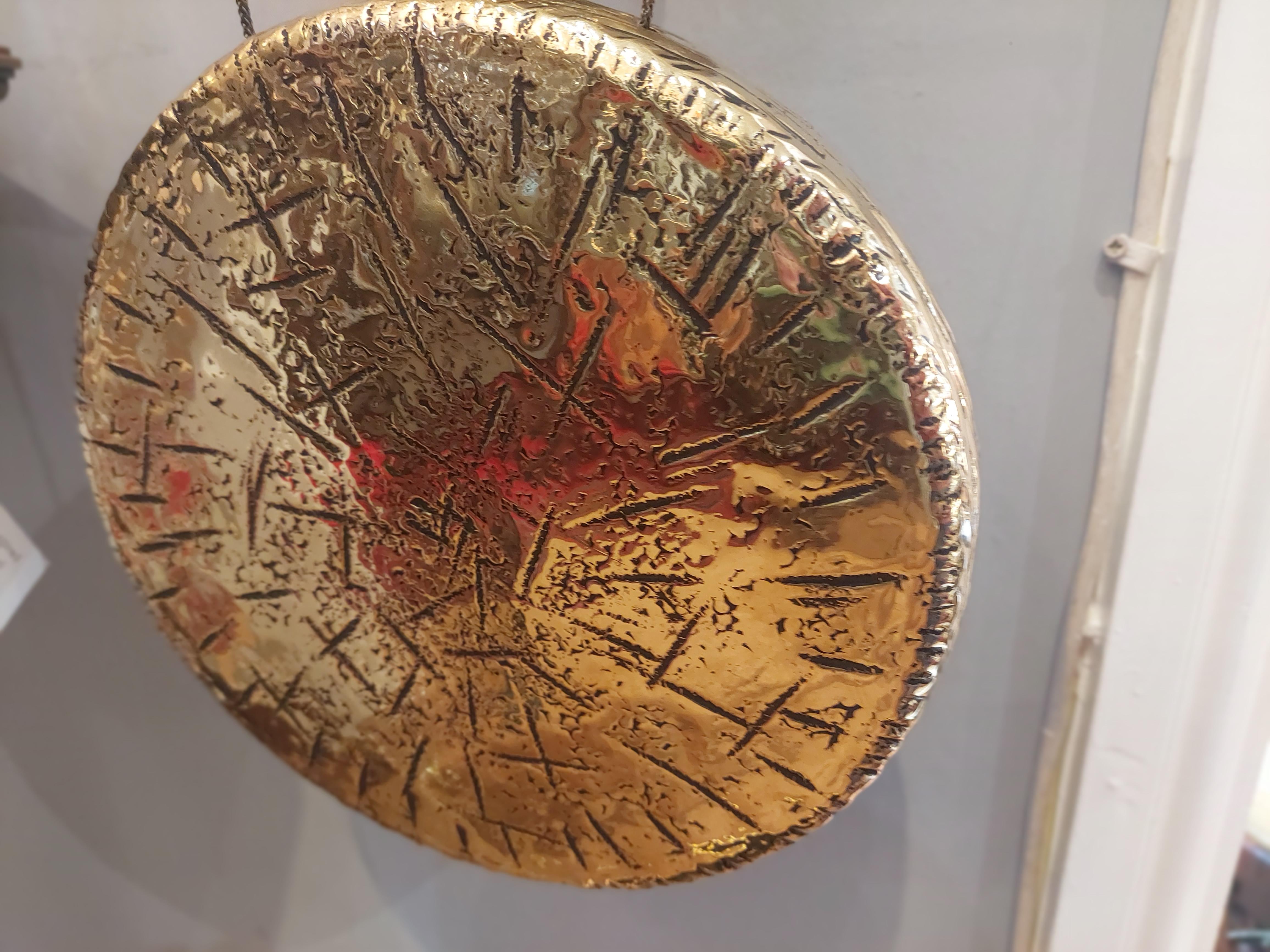 Laiton Gong mural en laiton du début du 20e siècle en vente