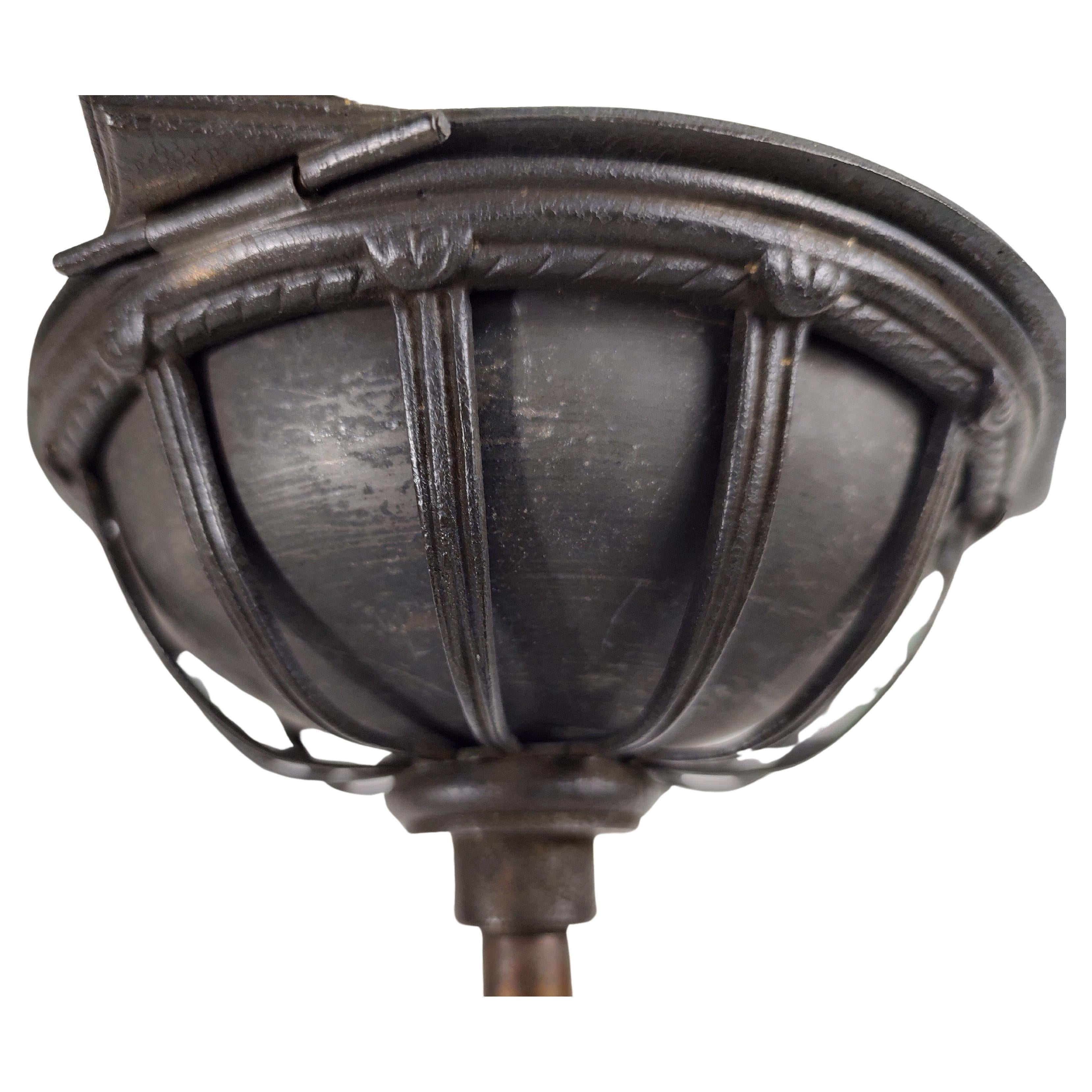 Début du 20ème siècle Porte-cendres et porte-allumettes en bronze du début du 20e siècle par Tiffany Studios New York en vente