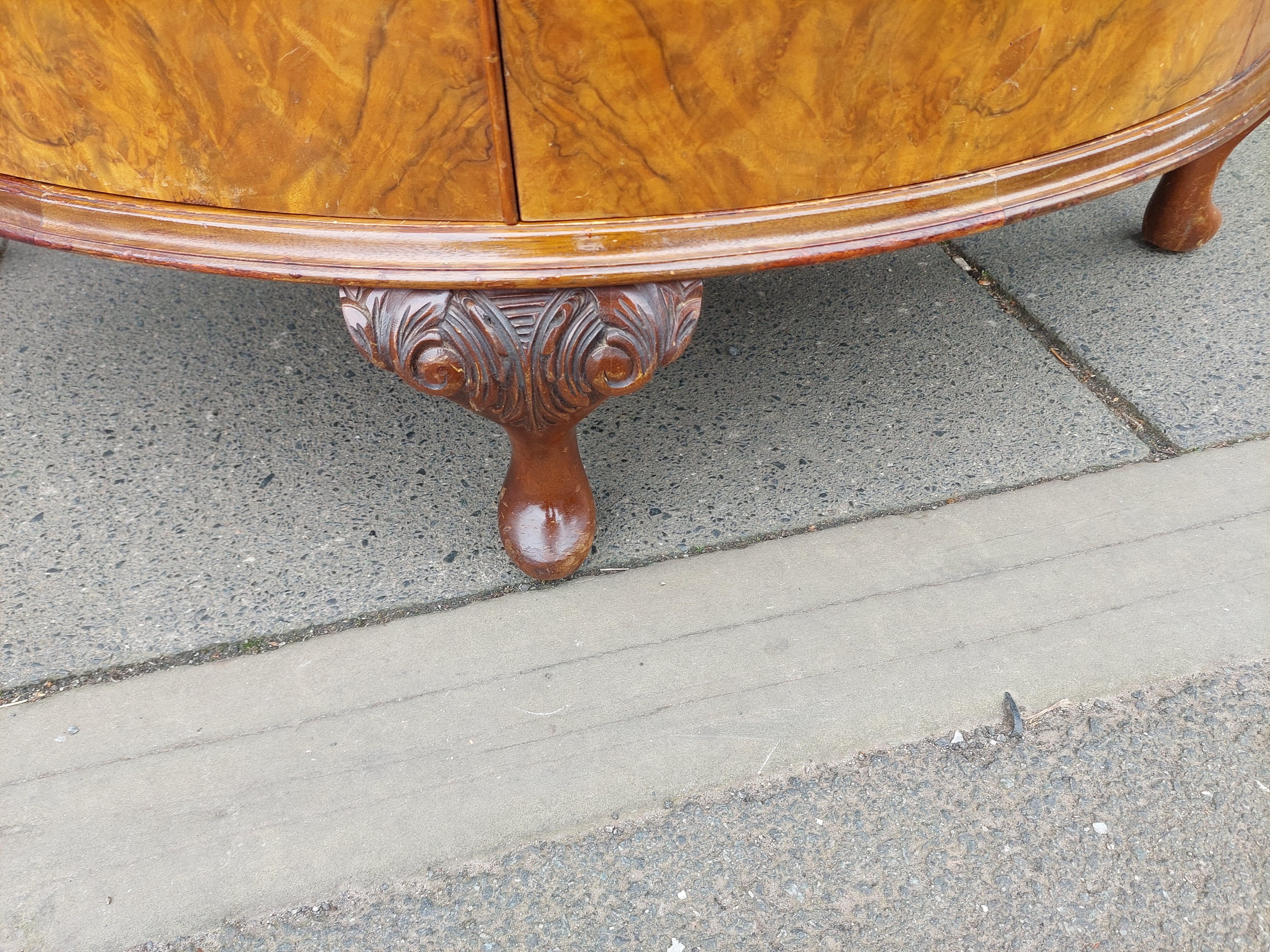Early 20thC Burr Walnut Demi-Lune Drinks Cabinet In Good Condition For Sale In Altrincham, GB