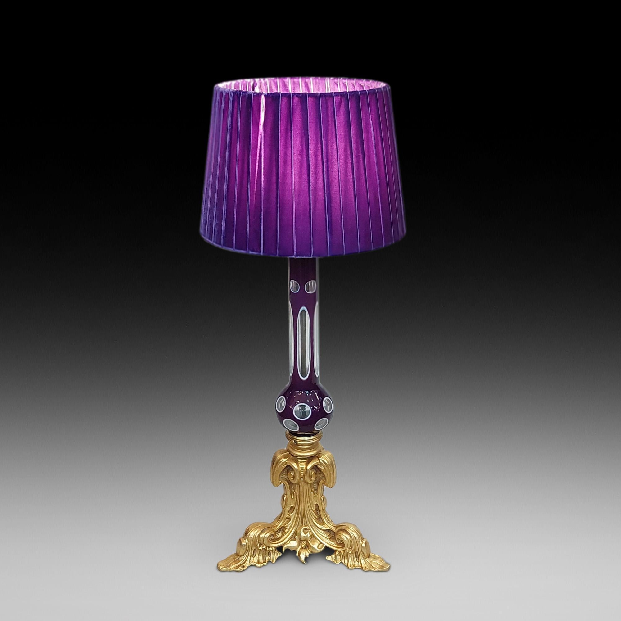 Early 20thC Gilt Bronze and Murano Glass Table Lamp with Scrolled Acanthus Tri-Form Base - 9