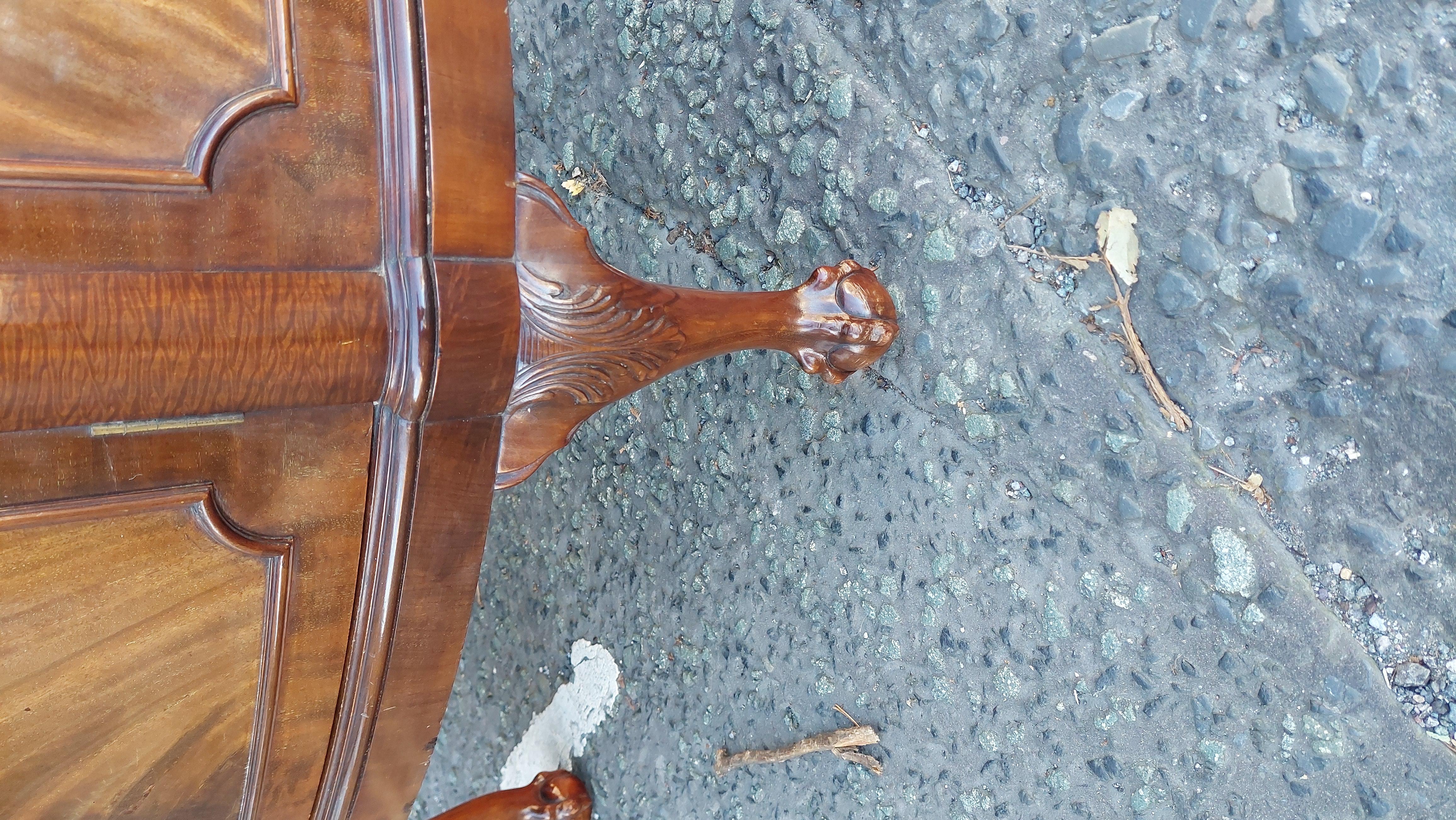 20th Century Early 20thC Mahogany Bowfront Sideboard Drinks Cabinet For Sale